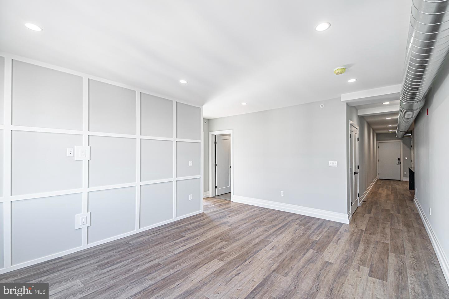 526 BROWN ST #UNIT 404