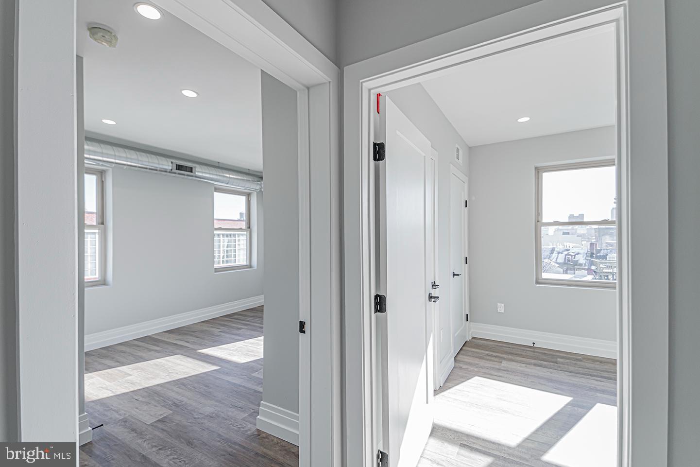 526 BROWN ST #UNIT 404