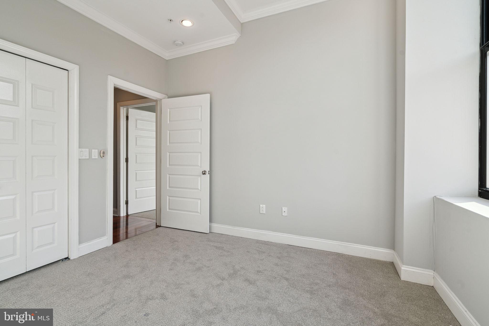 1401-25 N 5TH ST #203