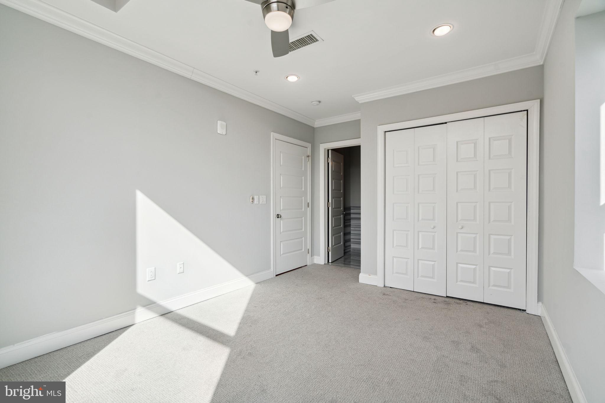 1401-25 N 5TH ST #203