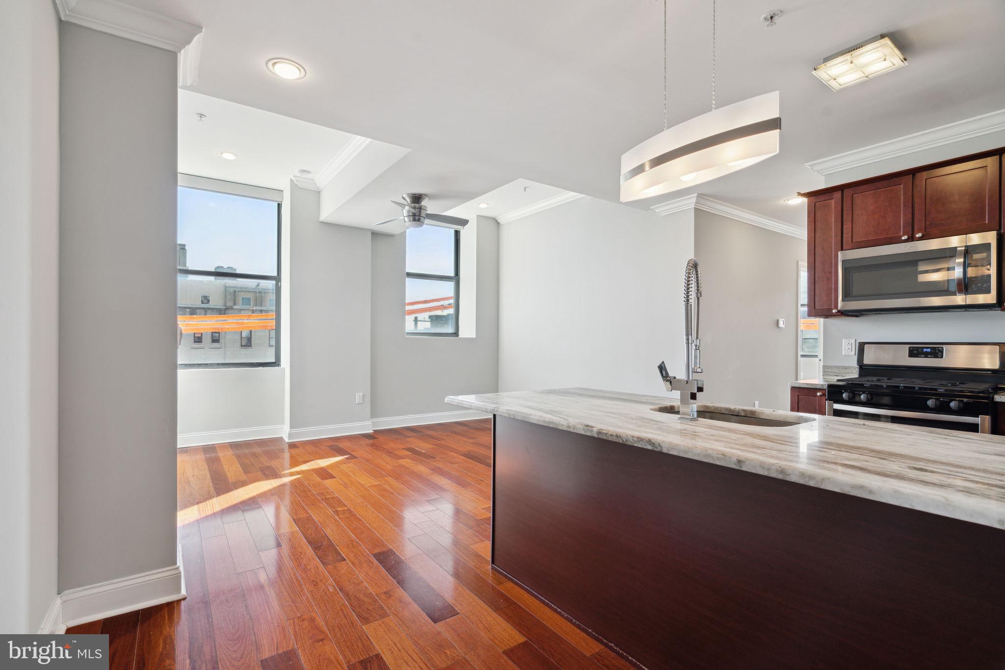 1401-25 N 5TH ST #203