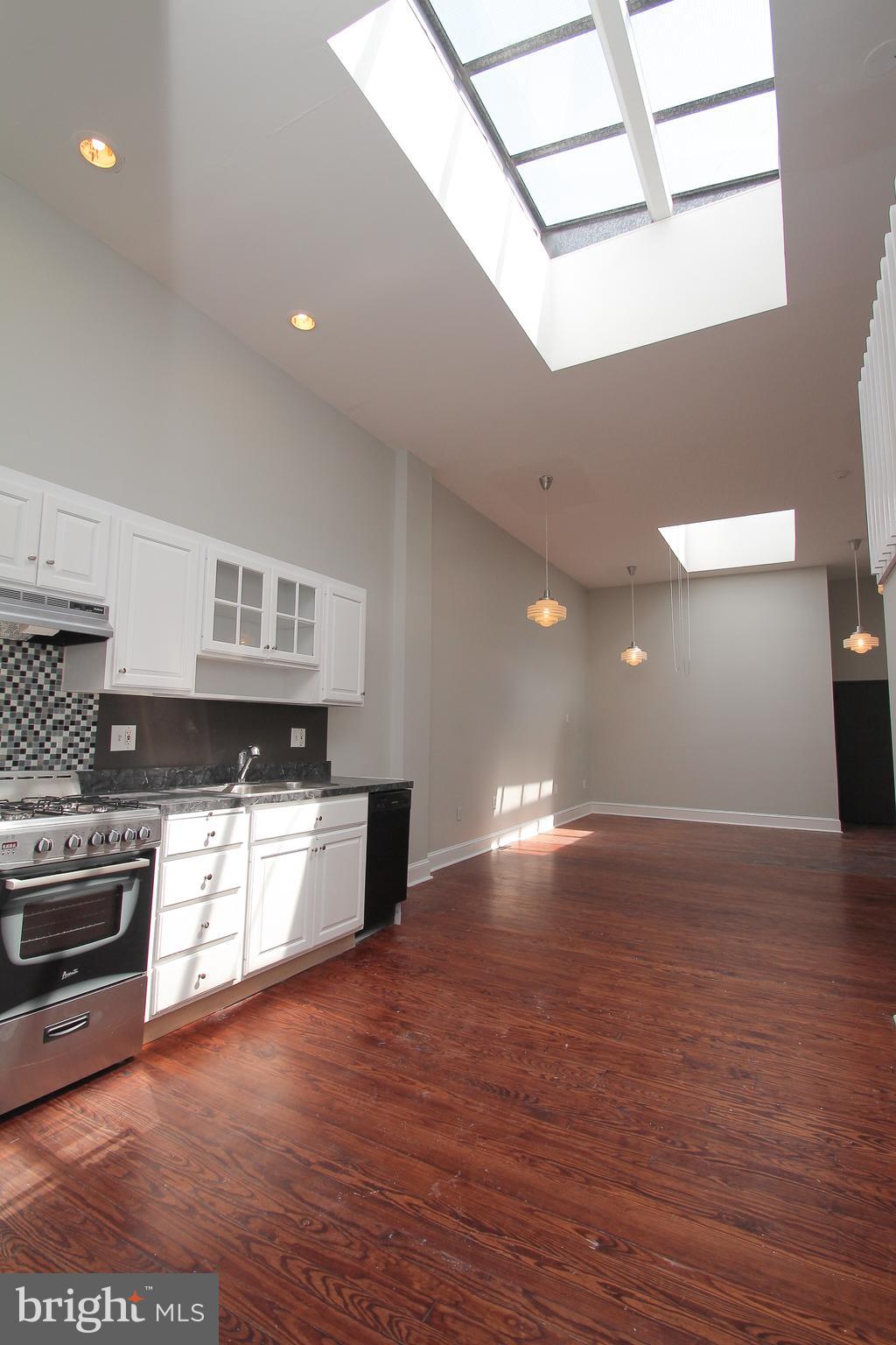 1527 SOUTH ST #UNIT 2R