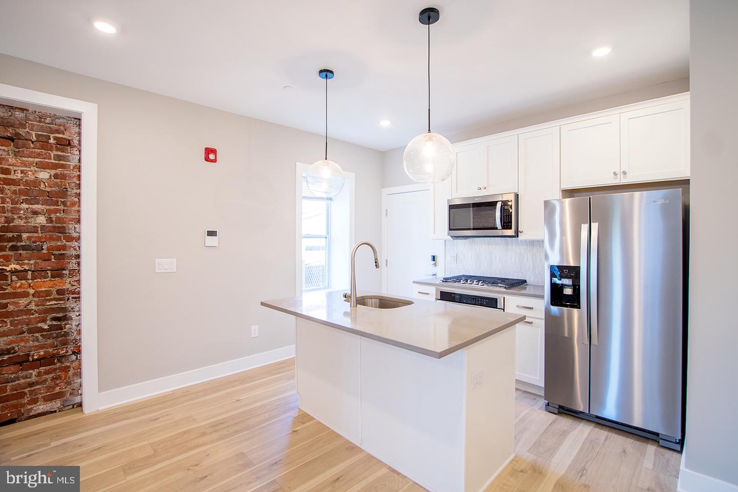 129 S 49TH ST #UNIT 1F