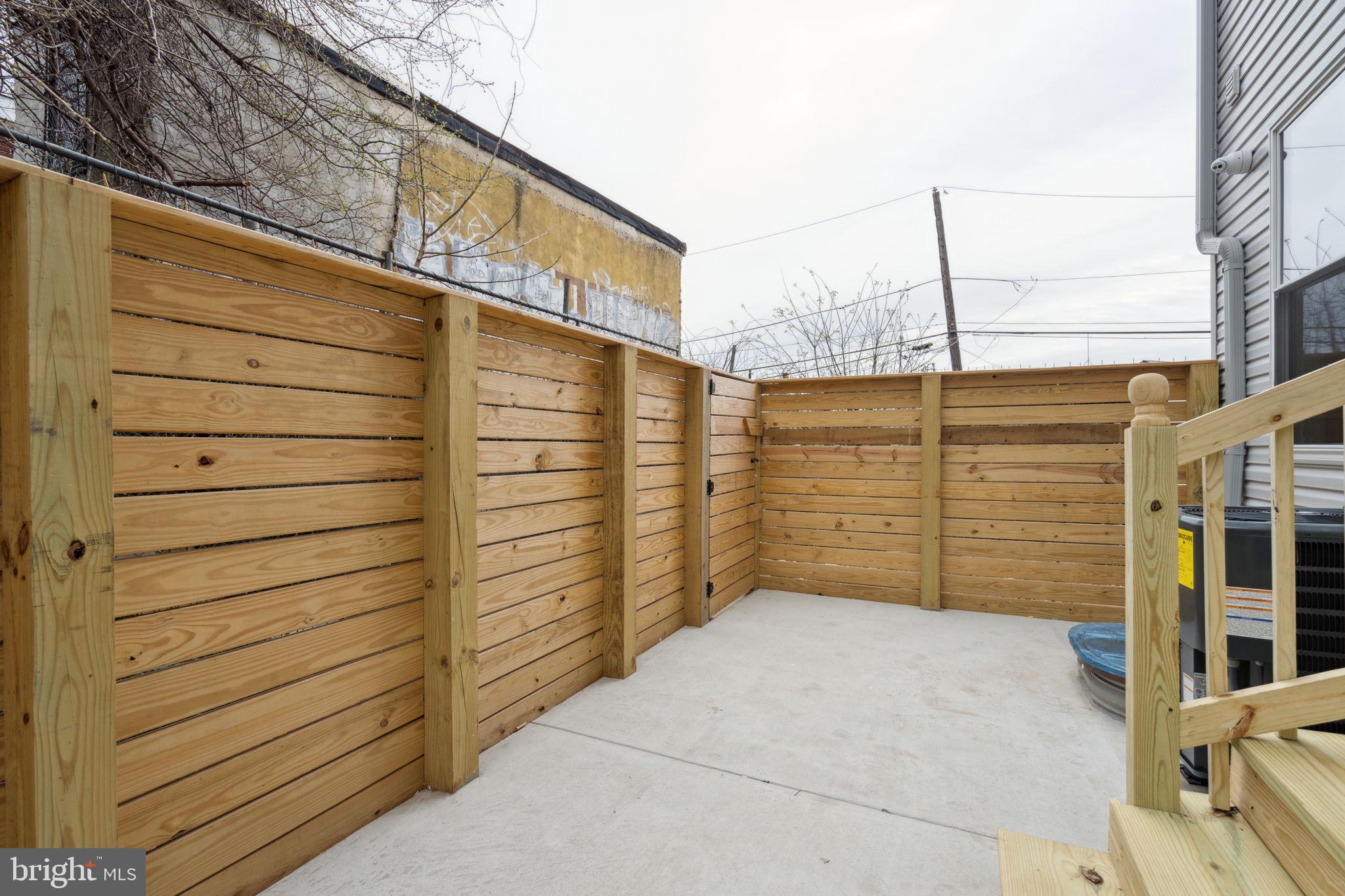 131 E CUMBERLAND ST #1