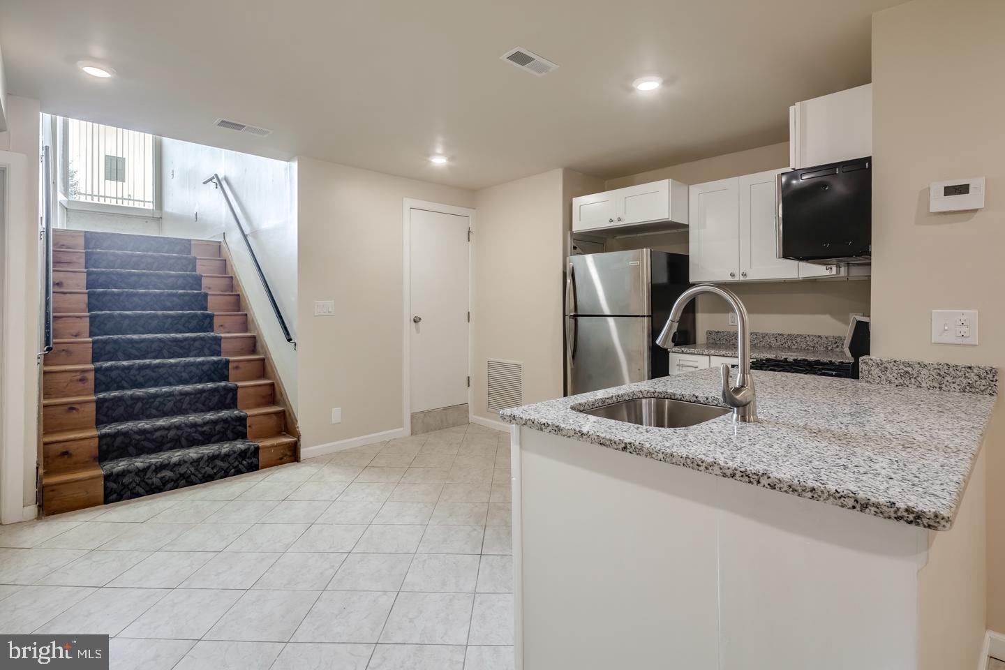 830 SOUTH ST #LOWER LEVEL