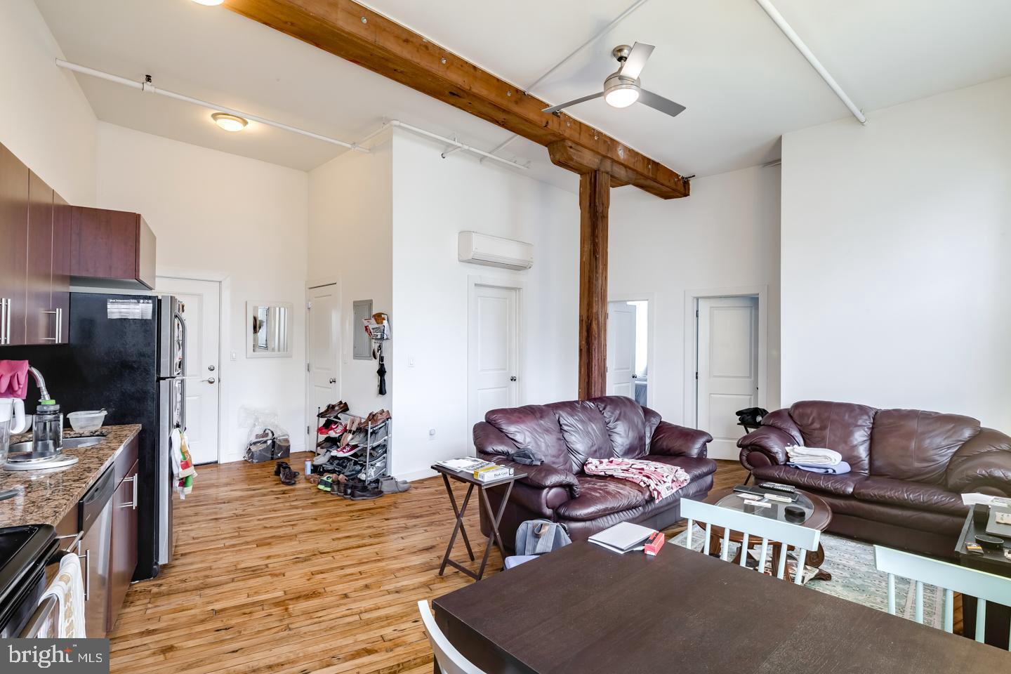 4 LEVERINGTON AVE #UNIT 209