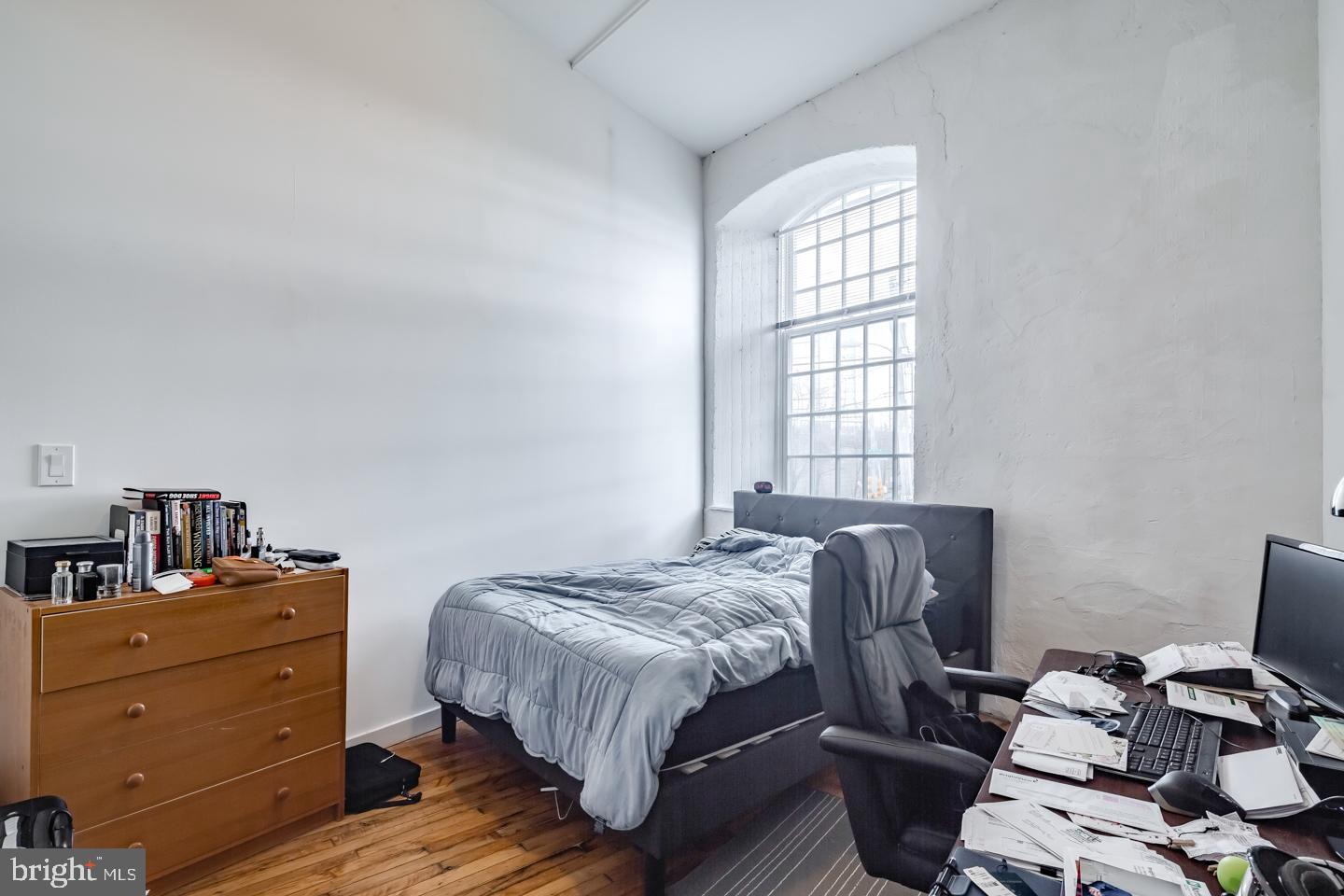 4 LEVERINGTON AVE #UNIT 209