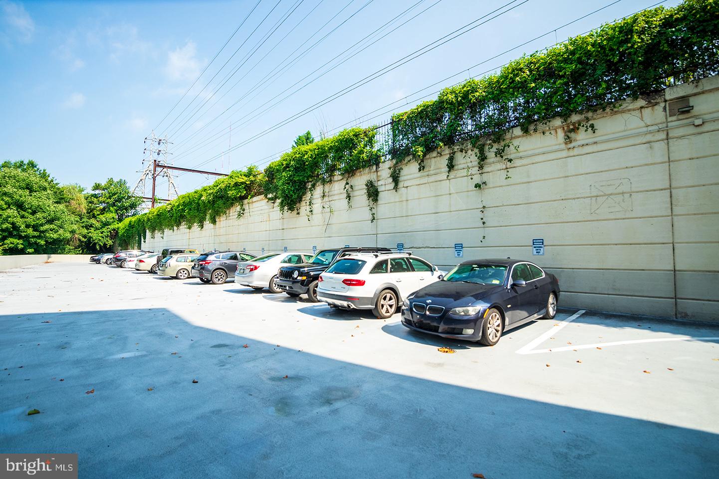 4 LEVERINGTON AVE #UNIT 209