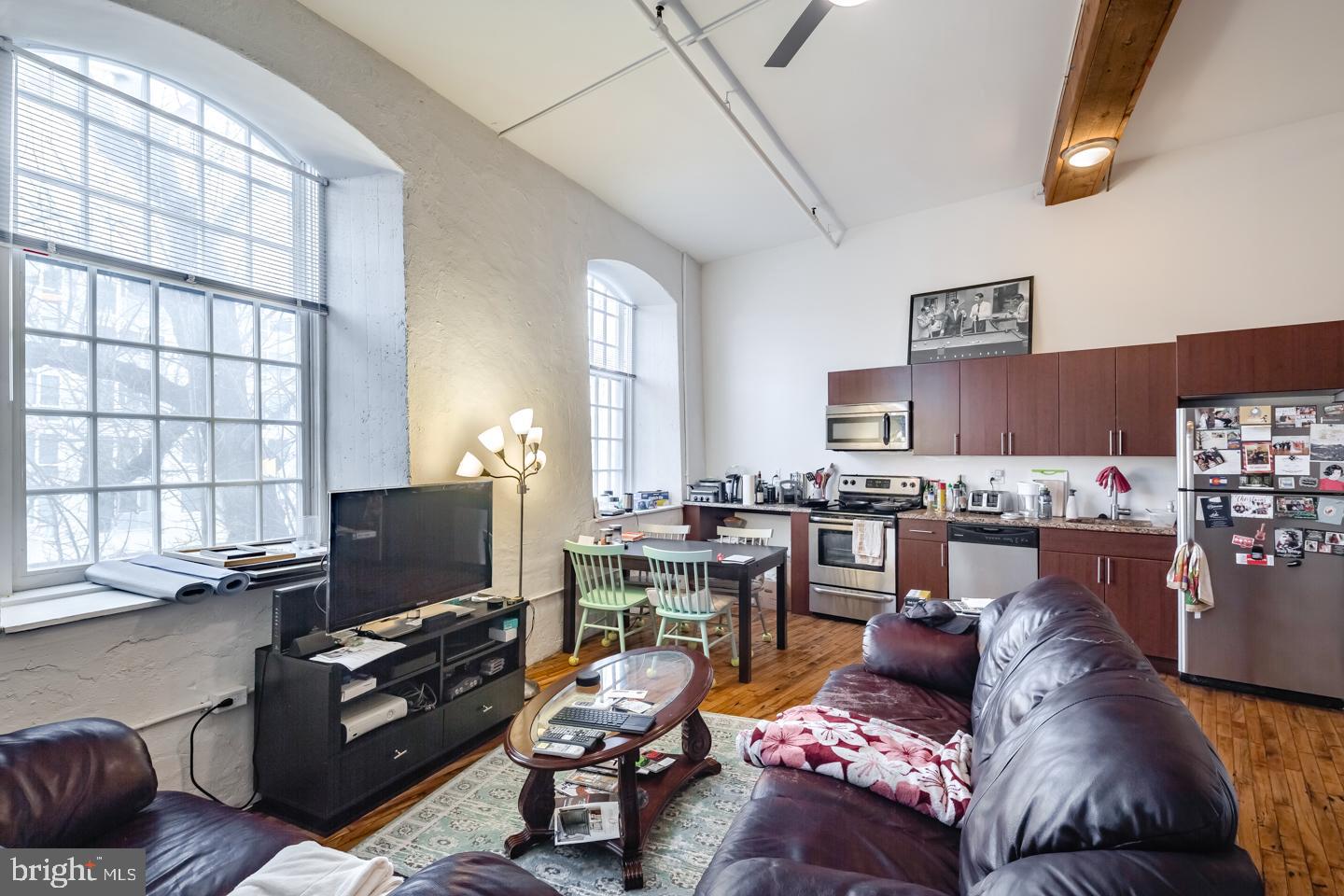 4 LEVERINGTON AVE #UNIT 209