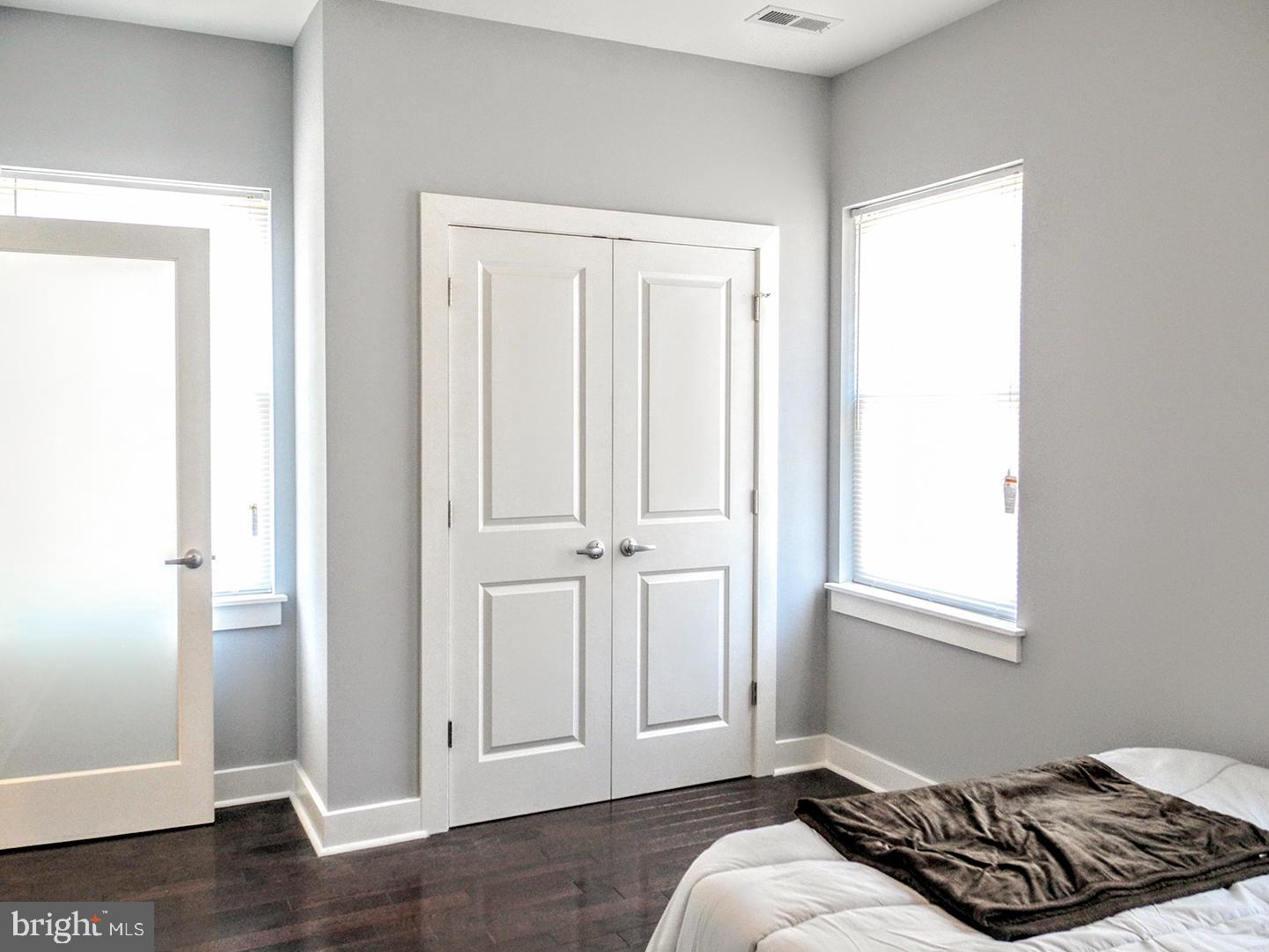 2012 W GIRARD AVE #UNIT 1C