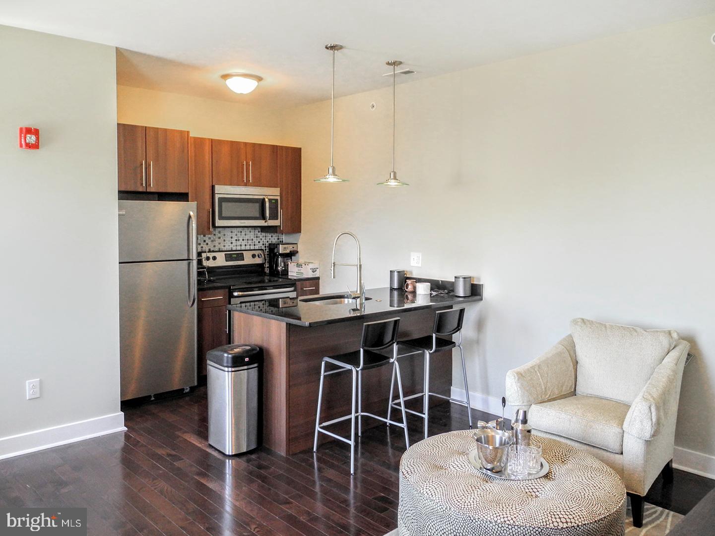 2012 W GIRARD AVE #UNIT 1C