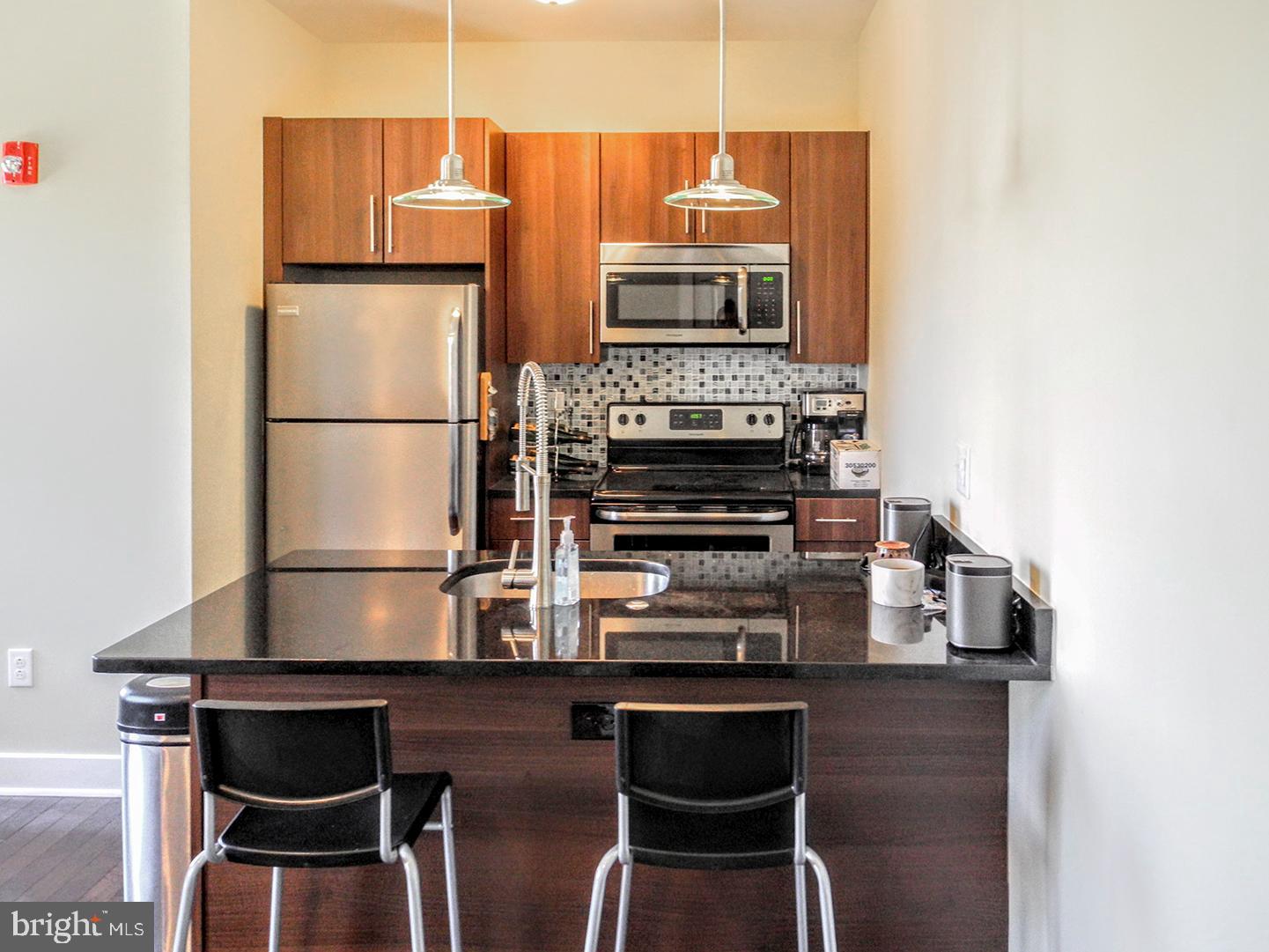 2012 W GIRARD AVE #UNIT 1C