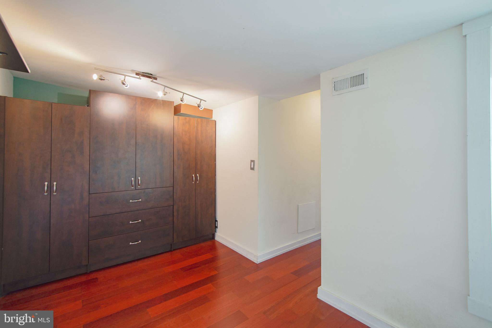 2619 SOUTH ST #UNIT 3
