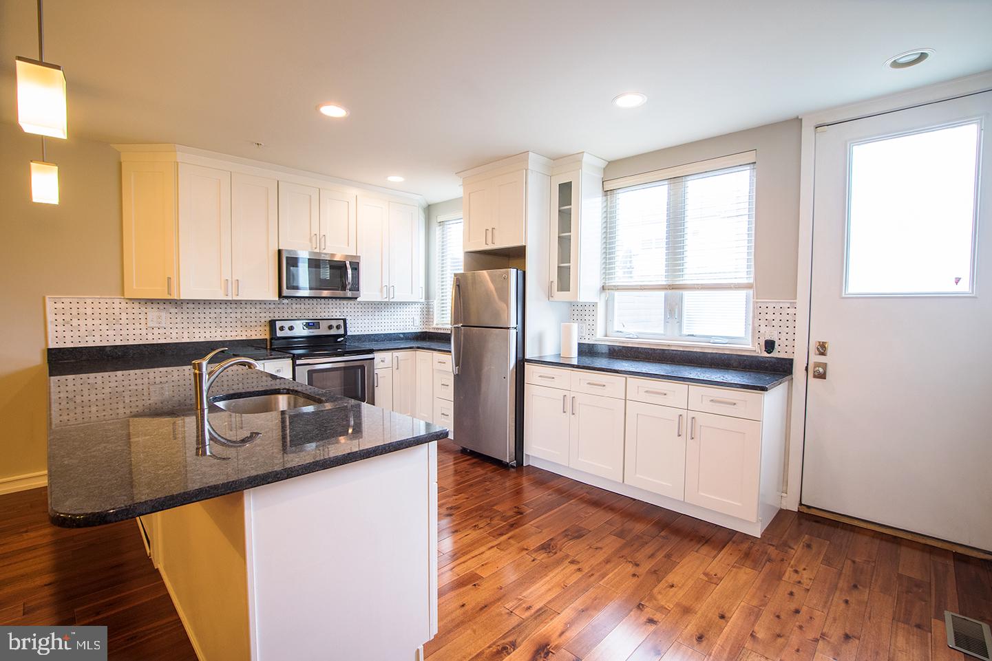 1325 N 7TH ST #UNIT 1