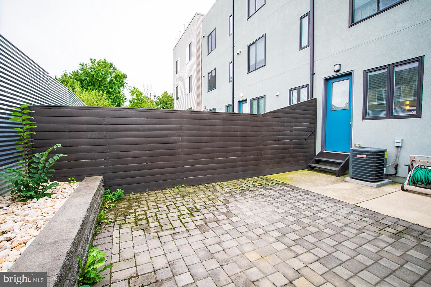 1325 N 7TH ST #UNIT 1