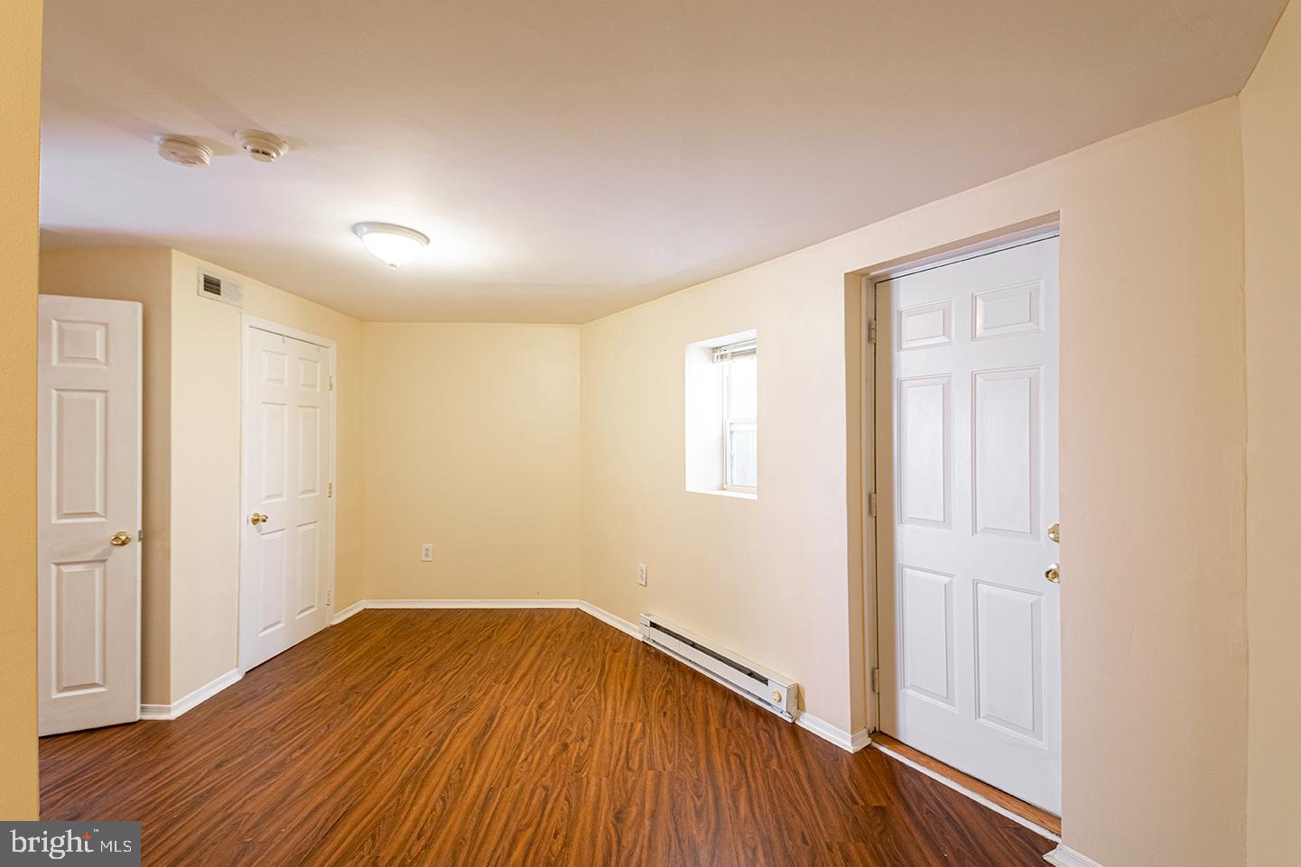 1635 E PASSYUNK AVE #REAR UNIT