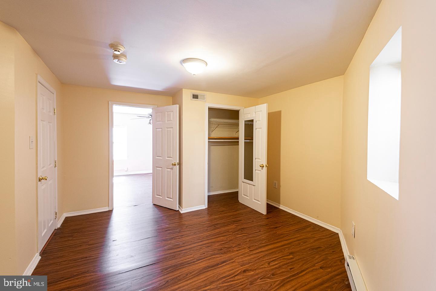 1635 E PASSYUNK AVE #REAR UNIT