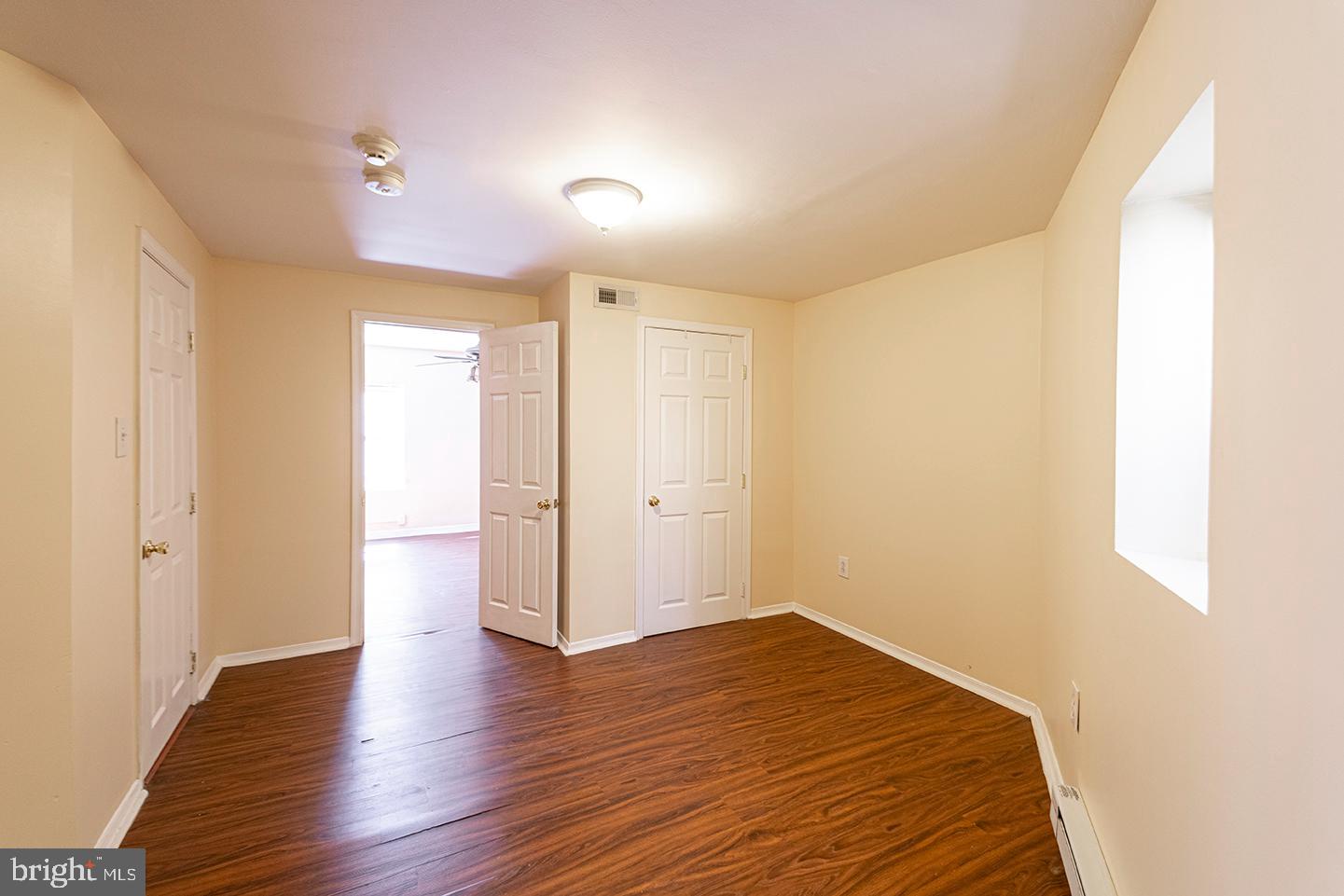 1635 E PASSYUNK AVE #REAR UNIT