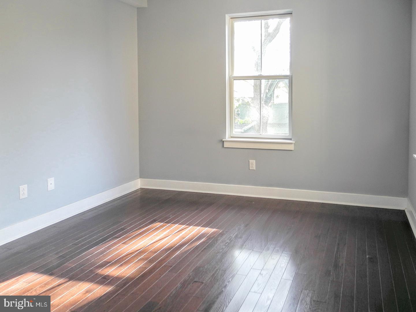 2012 W GIRARD AVE #UNIT 14B