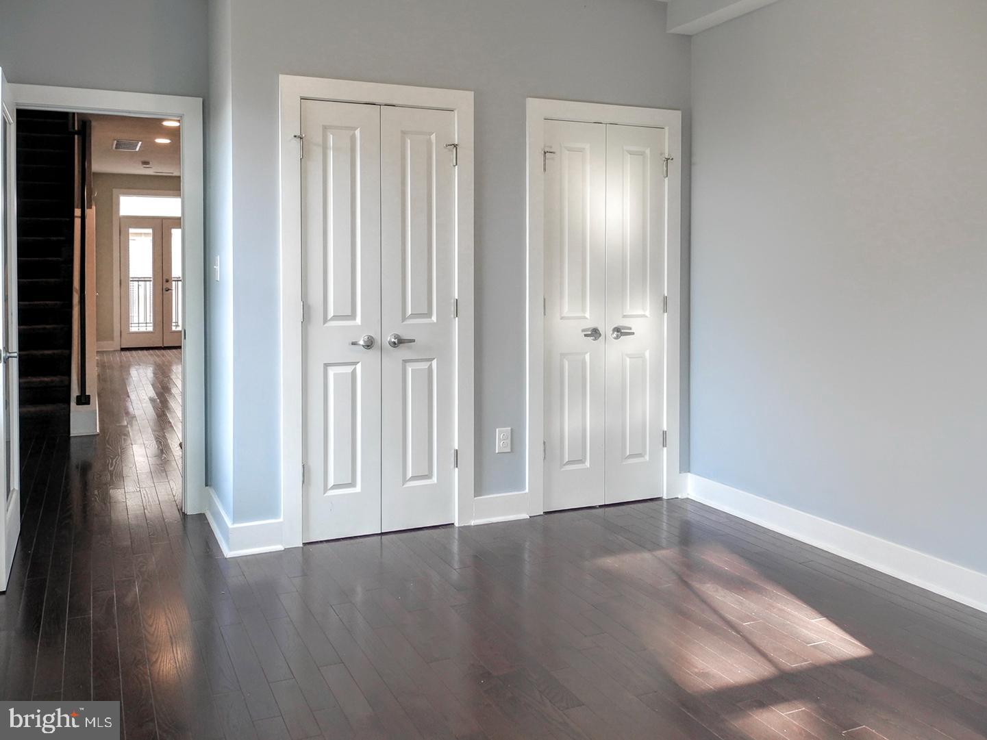 2012 W GIRARD AVE #UNIT 14B