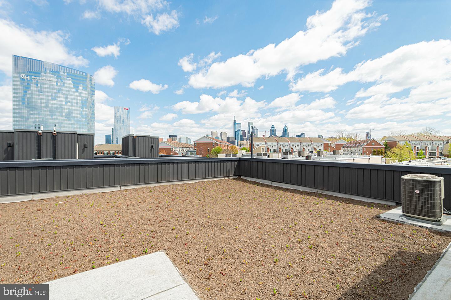 2623 CHRISTIAN ST #302