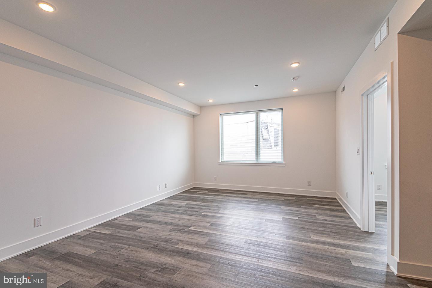 1245 RIDGE AVE #UNIT 409