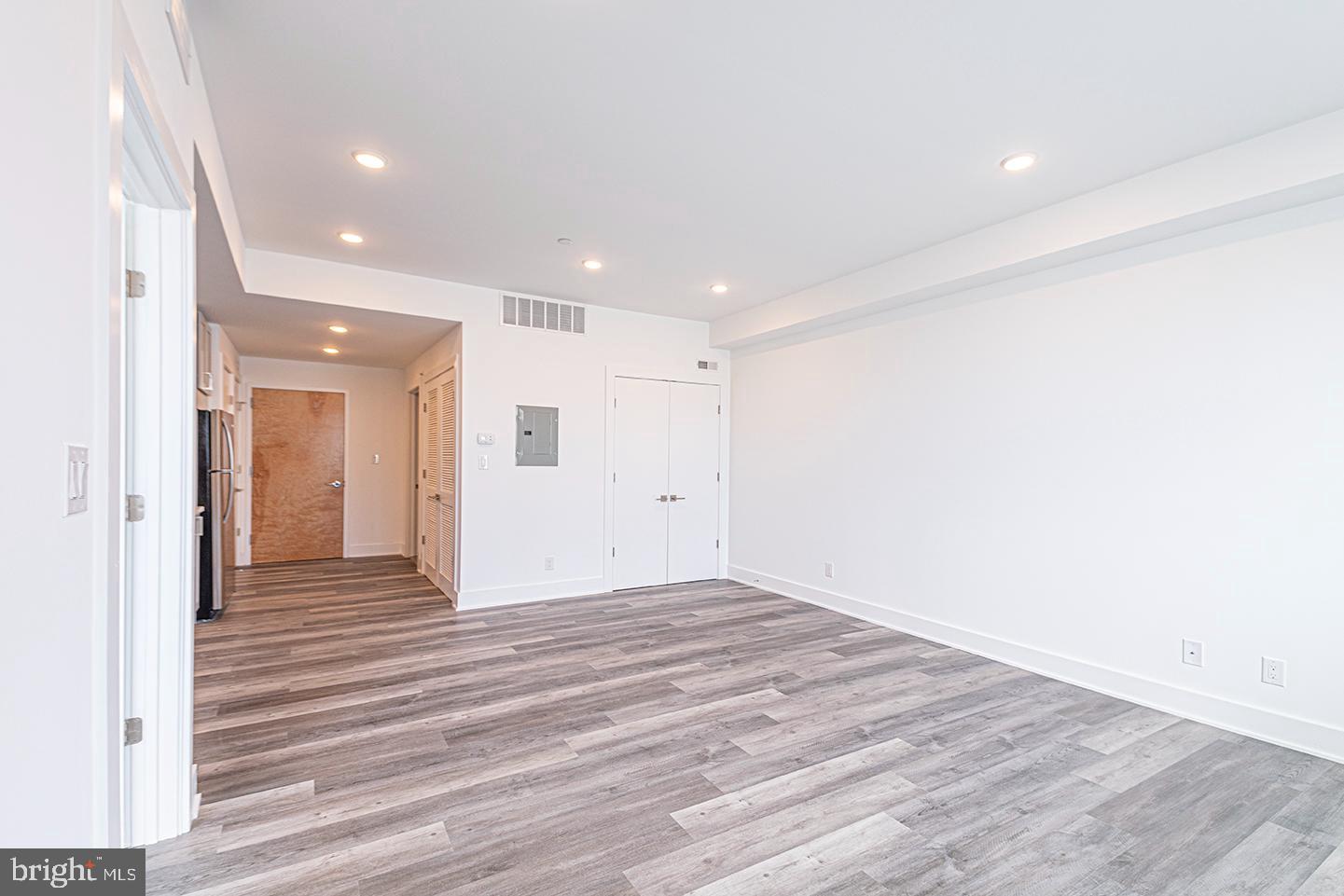 1245 RIDGE AVE #UNIT 409