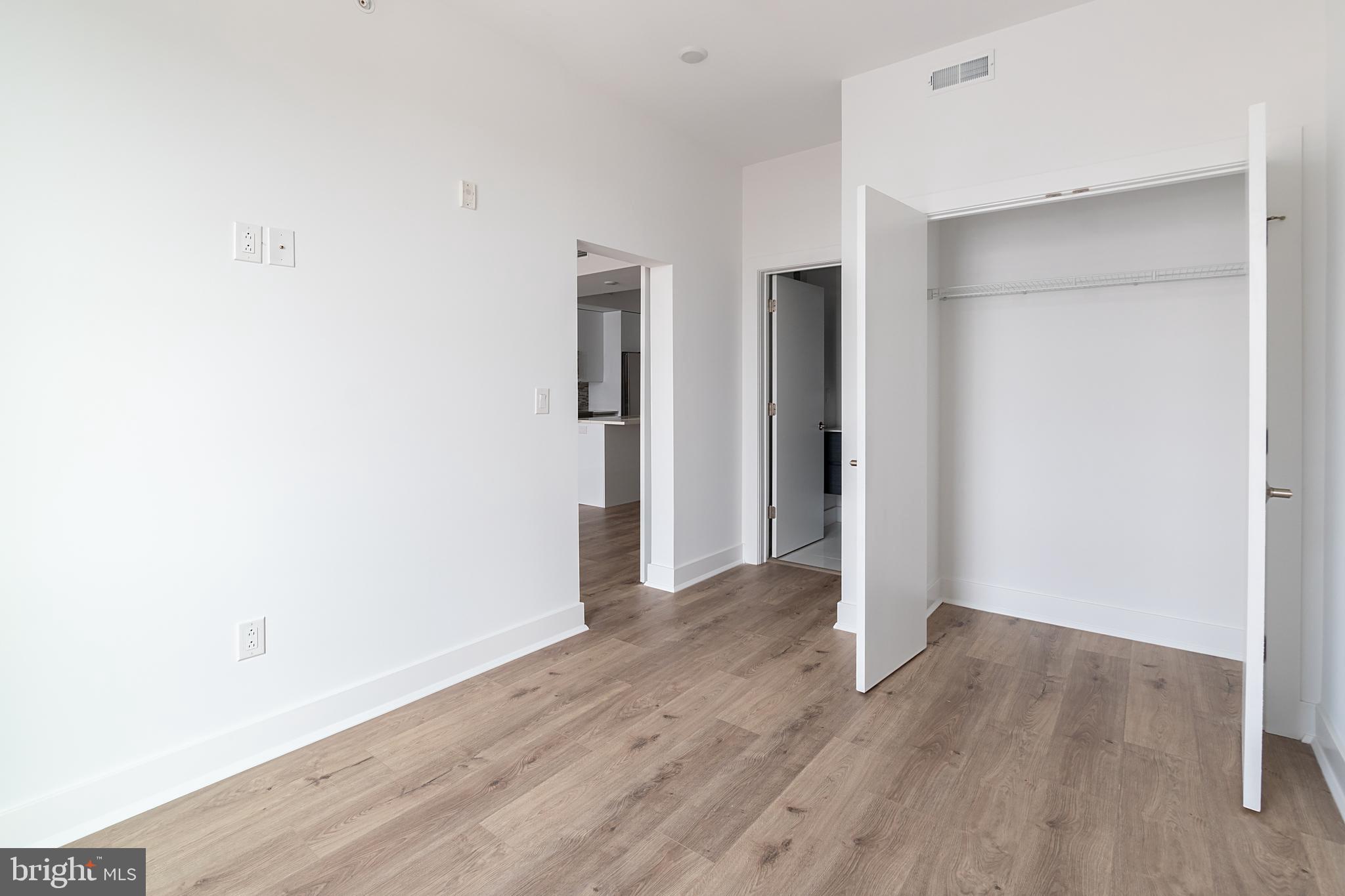 1439 FEDERAL ST #UNIT 402