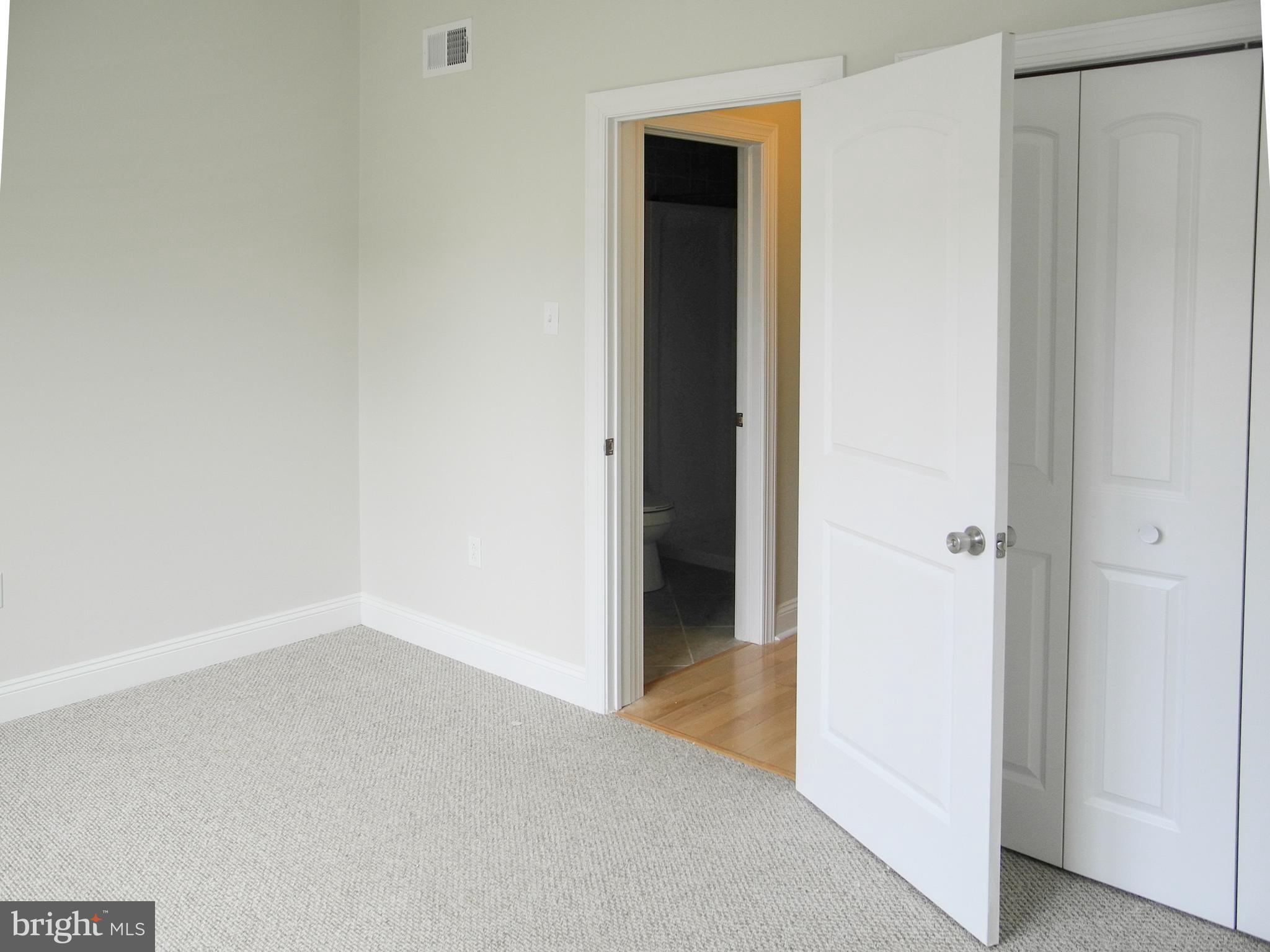 321 N PRESTON ST #UNIT 2