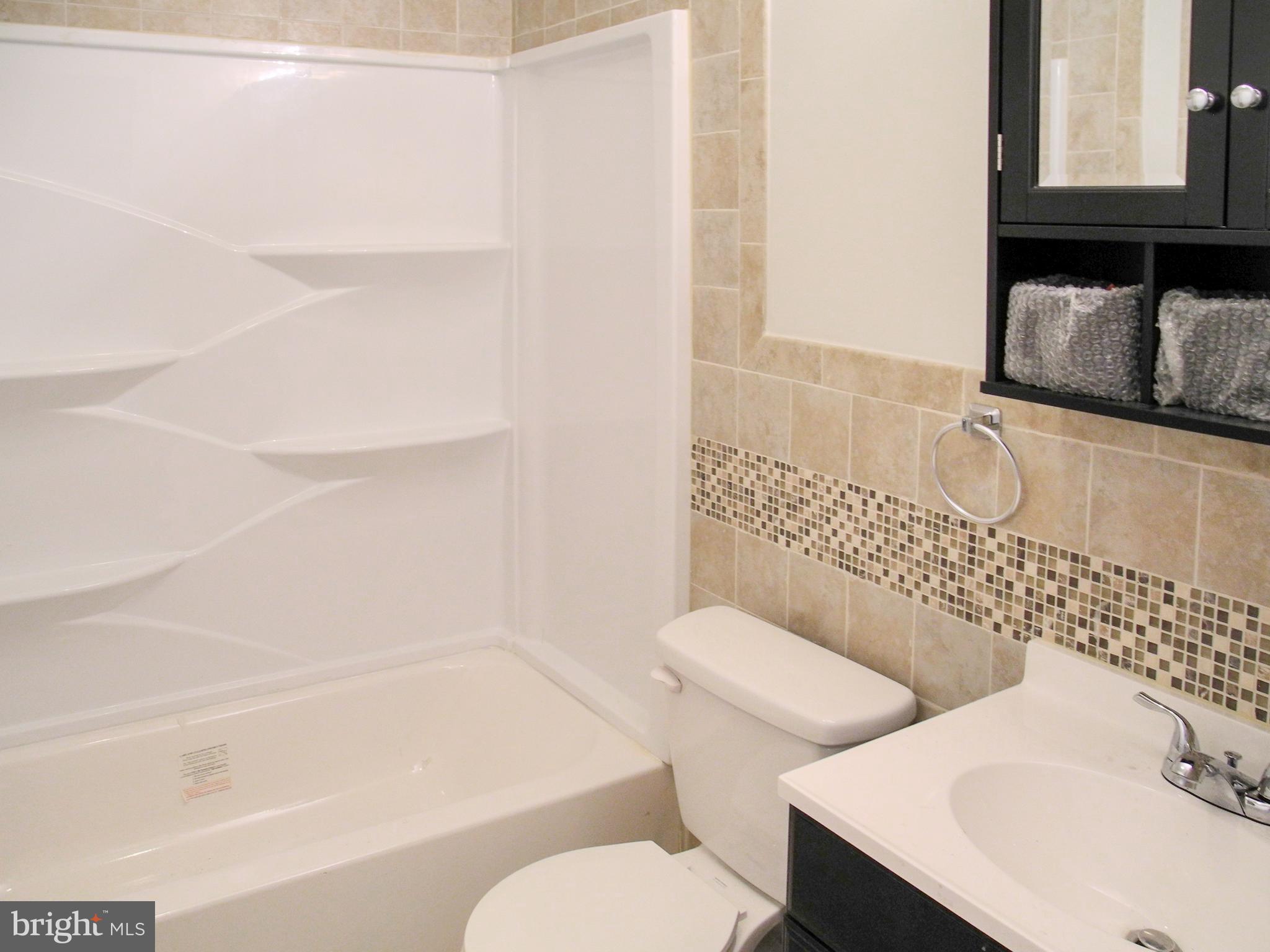 321 N PRESTON ST #UNIT 2