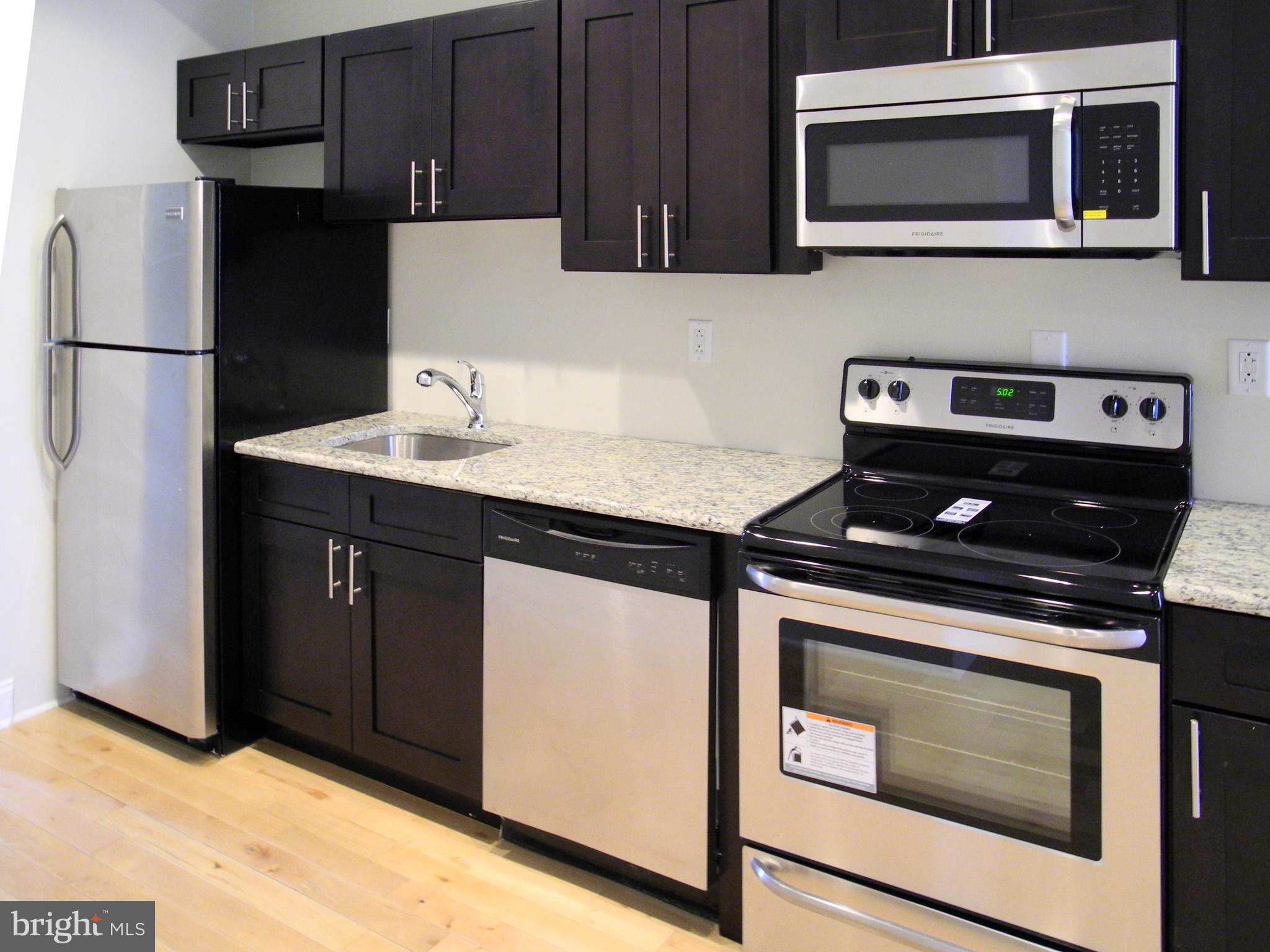 321 N PRESTON ST #UNIT 2