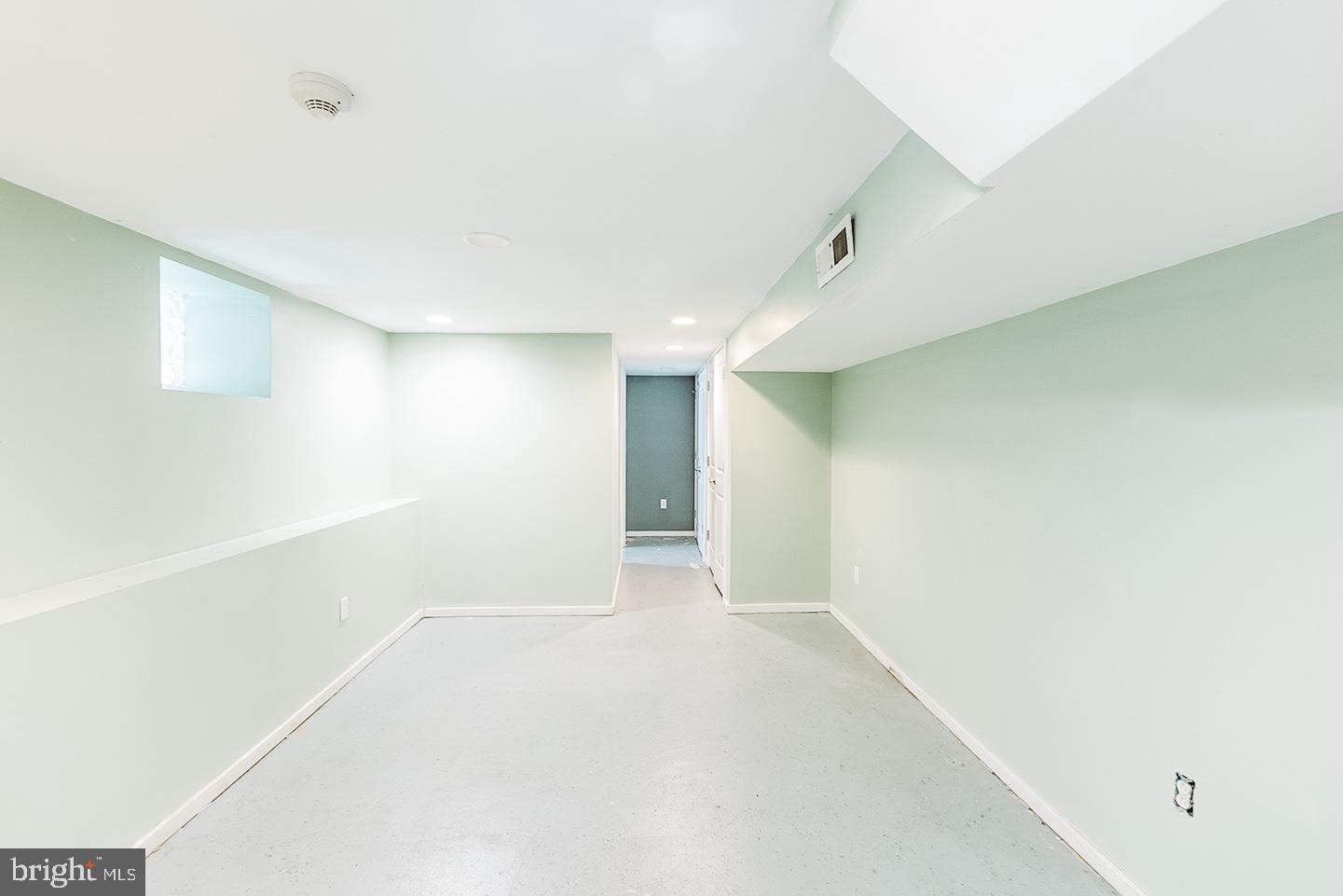 5035 WALTON AVE #1ST FL