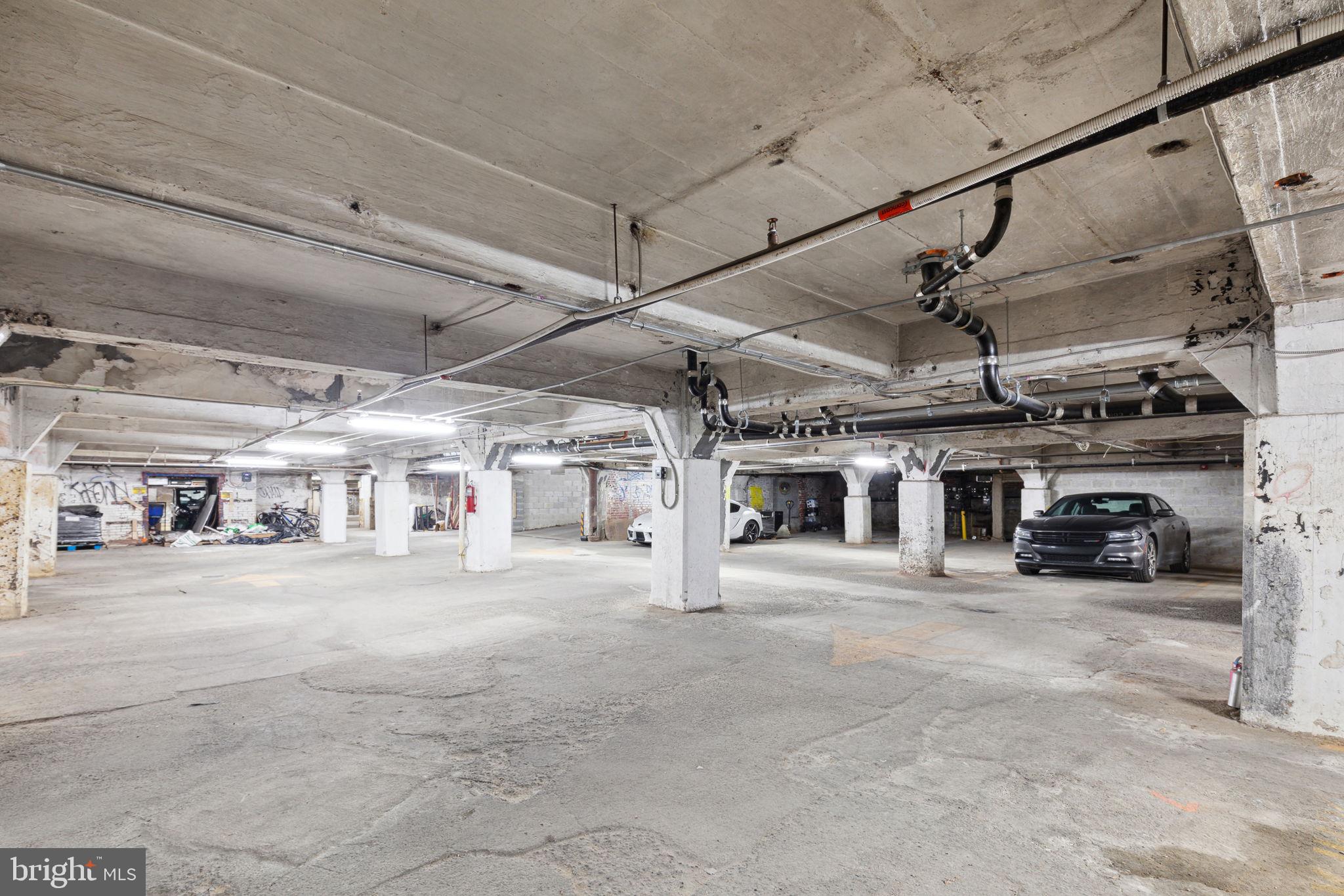 1401-25 N 5TH ST #607