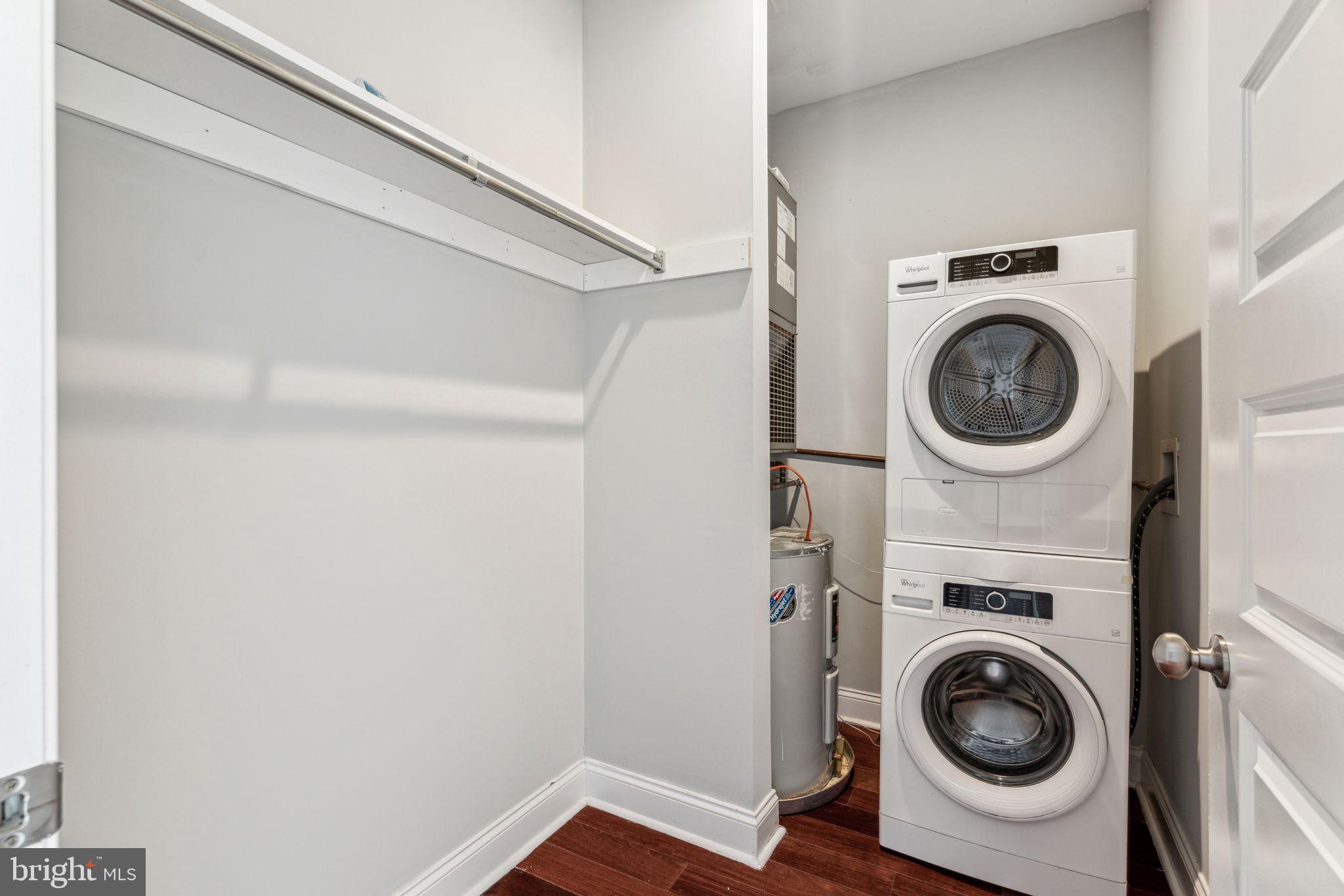 1401-25 N 5TH ST #607