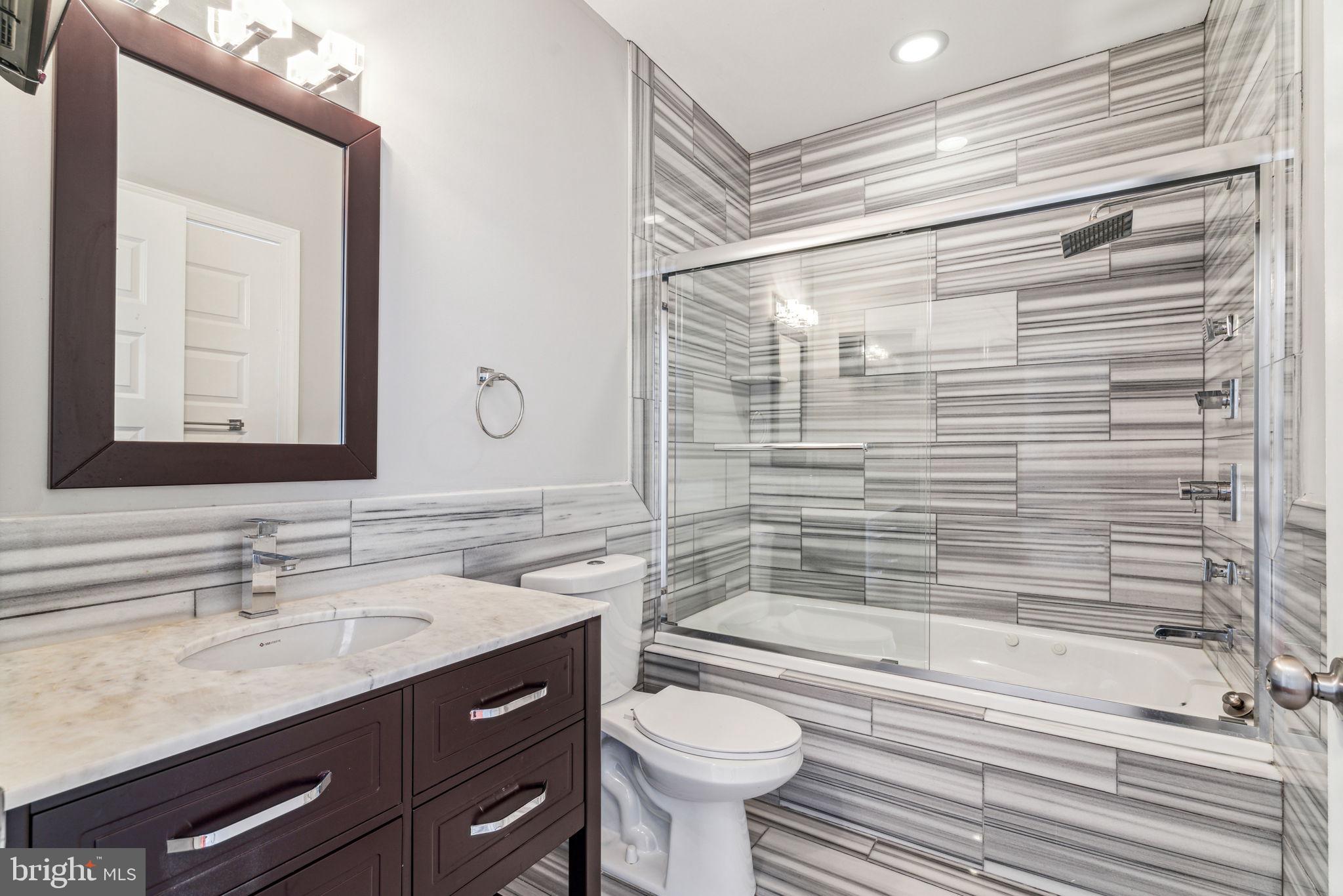 1401-25 N 5TH ST #607