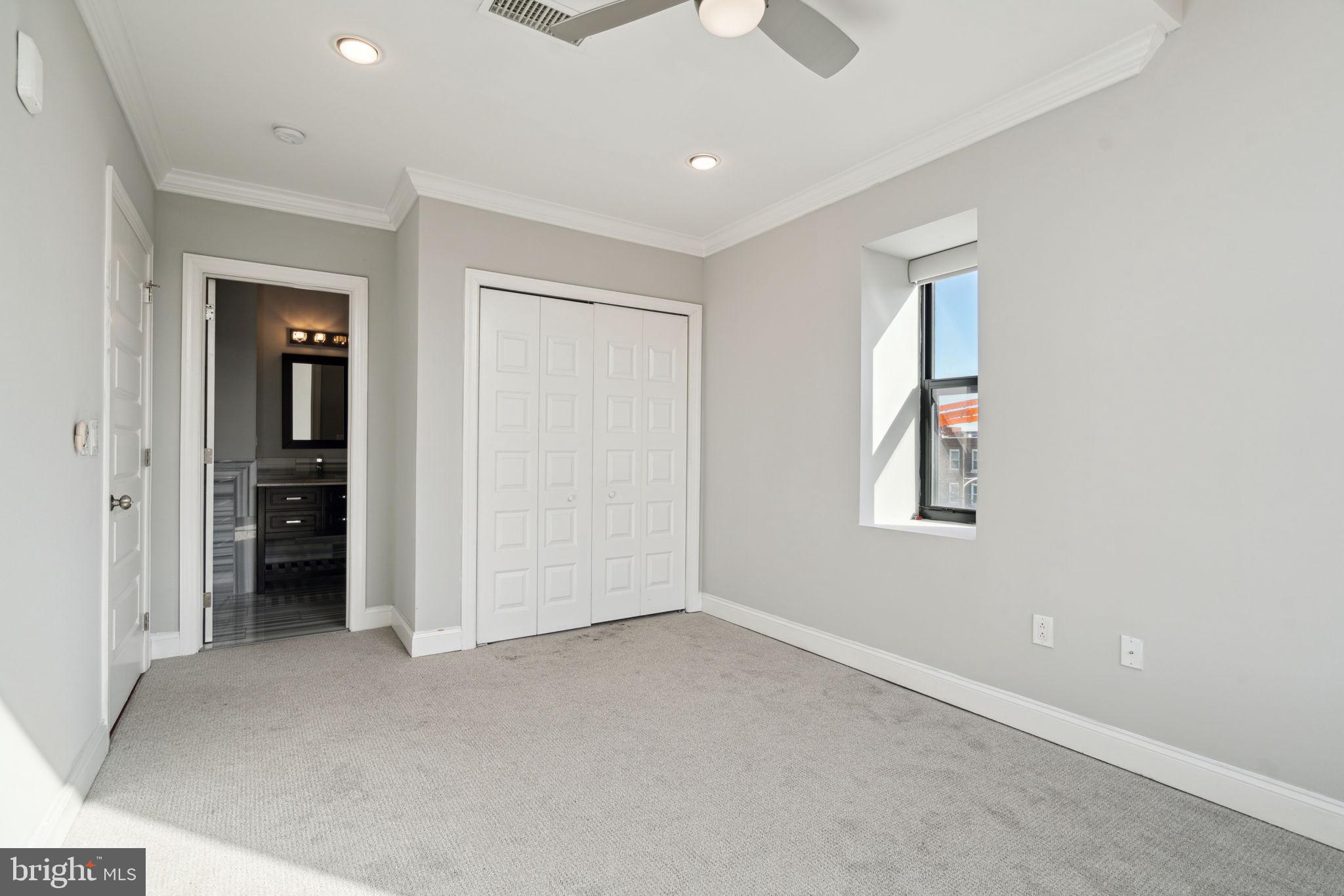 1401-25 N 5TH ST #204