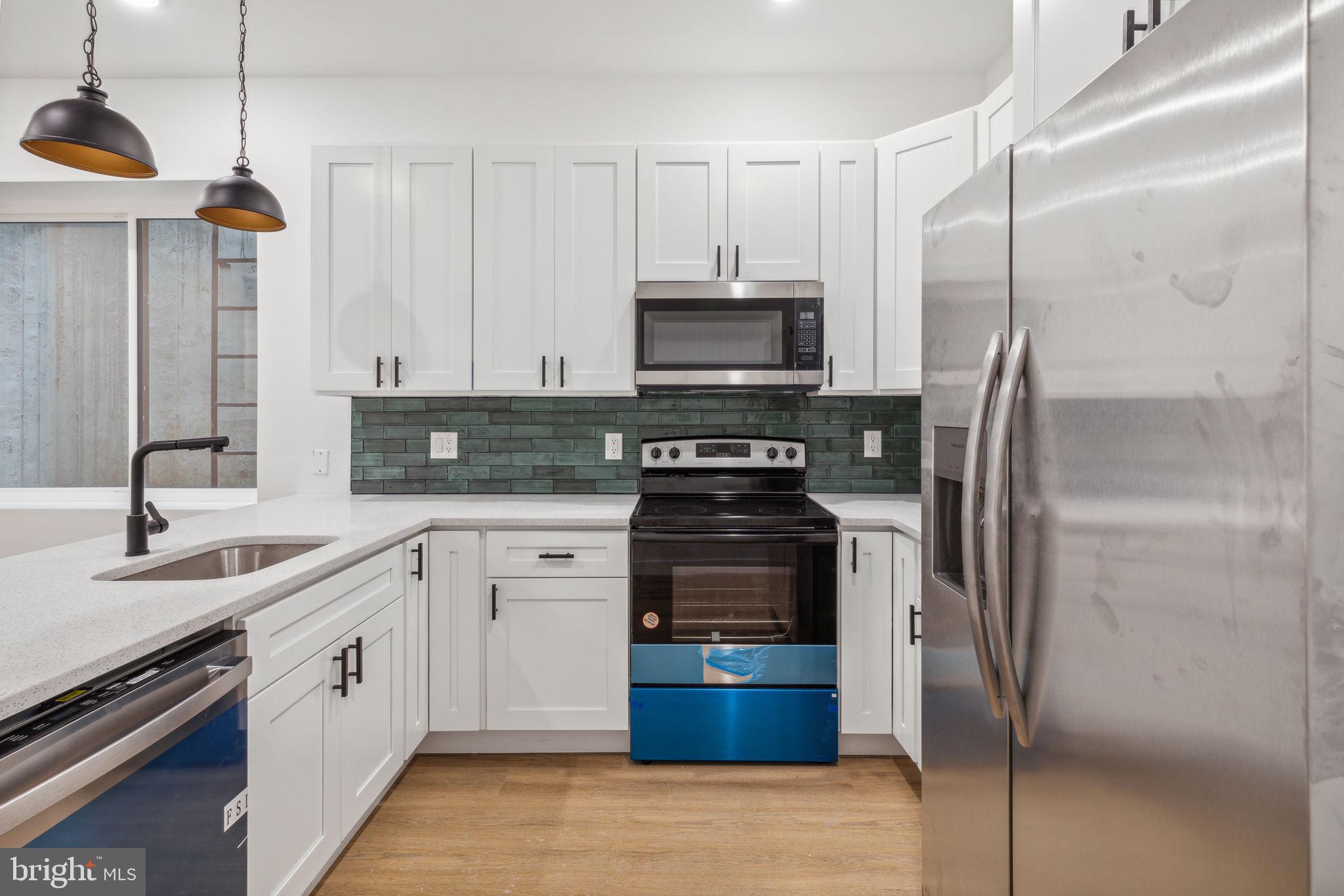 417 W CUMBERLAND ST #1