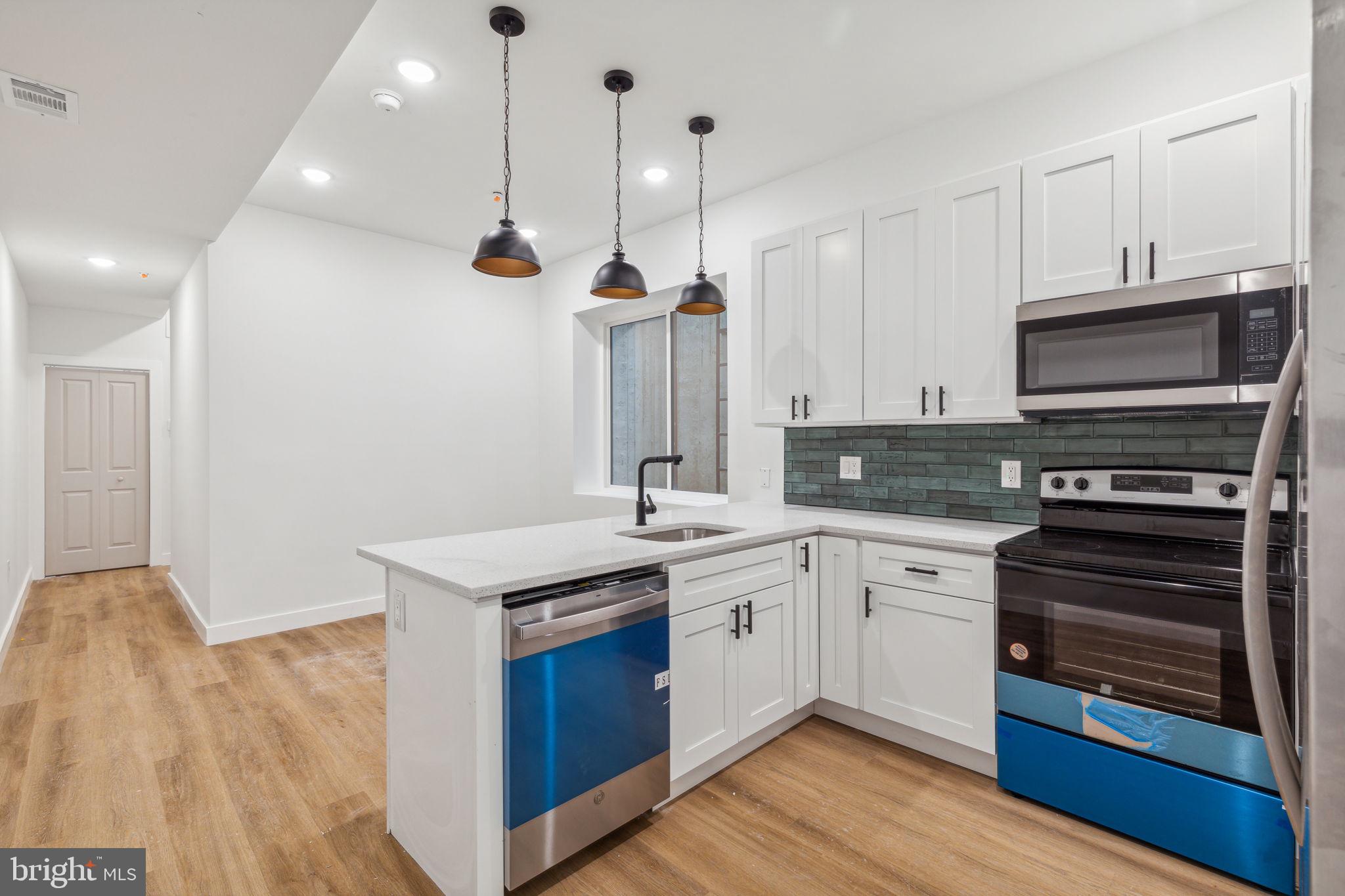 417 W CUMBERLAND ST #1