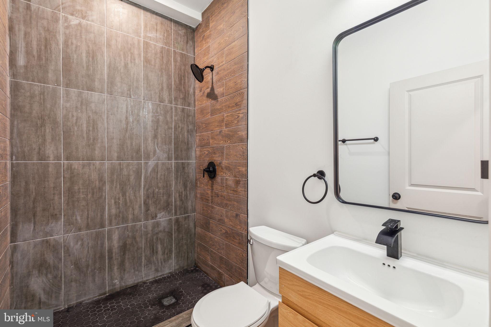 417 W CUMBERLAND ST #1