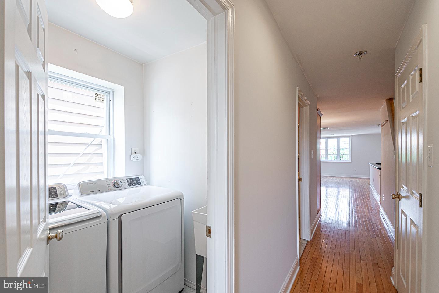 1635 E PASSYUNK AVE #2ND FLR