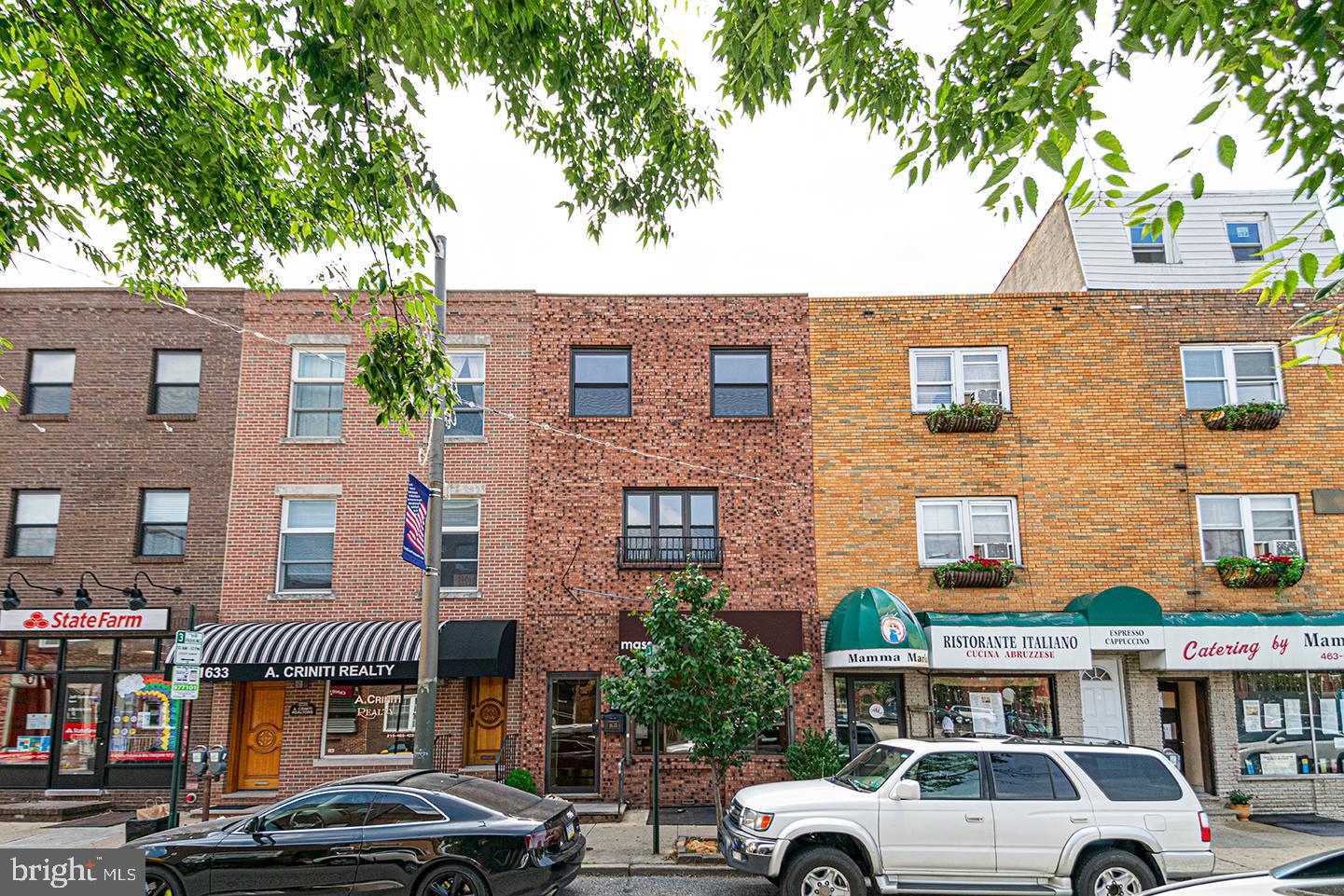1635 E PASSYUNK AVE #2ND FLR