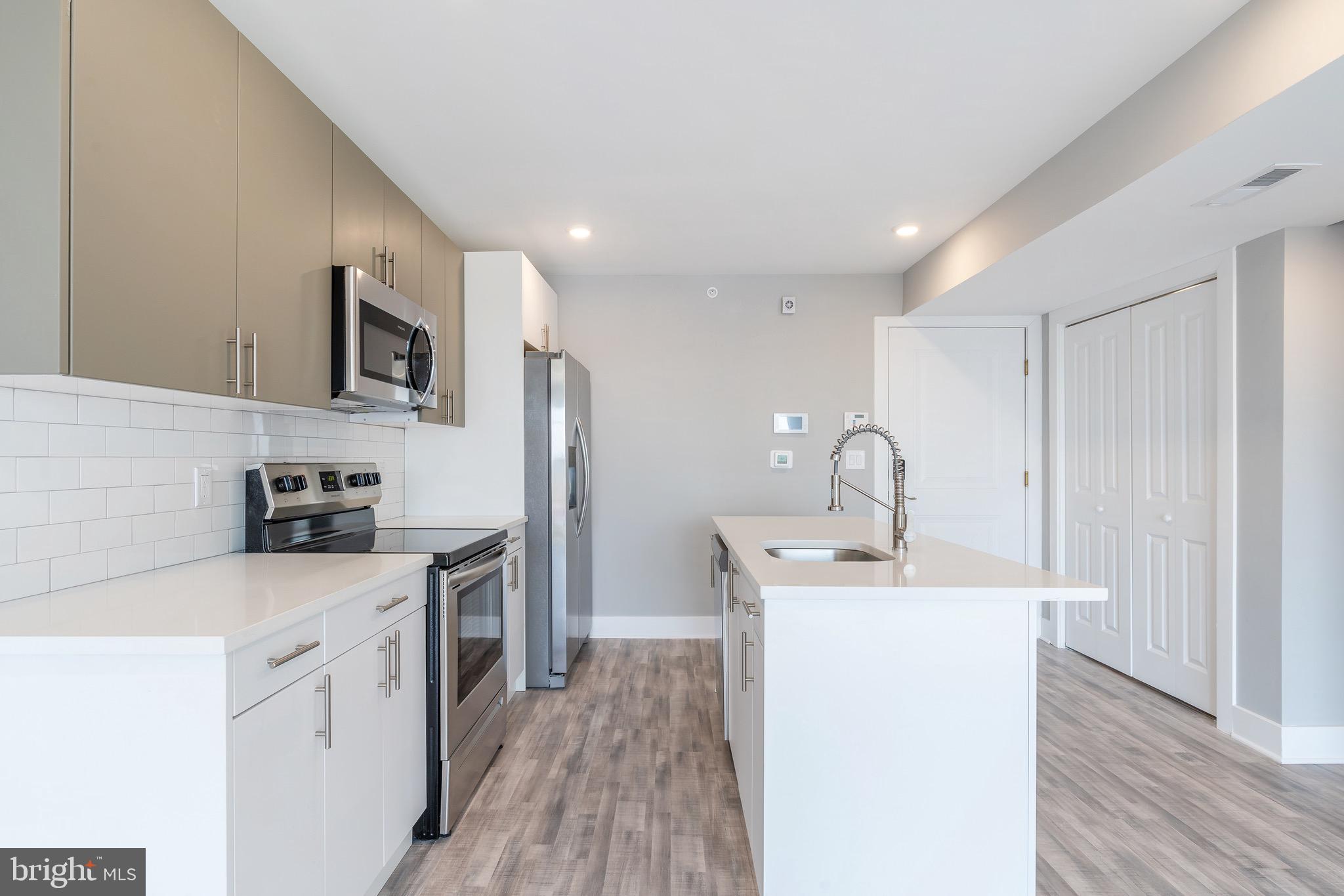 2500 N MASCHER ST #13