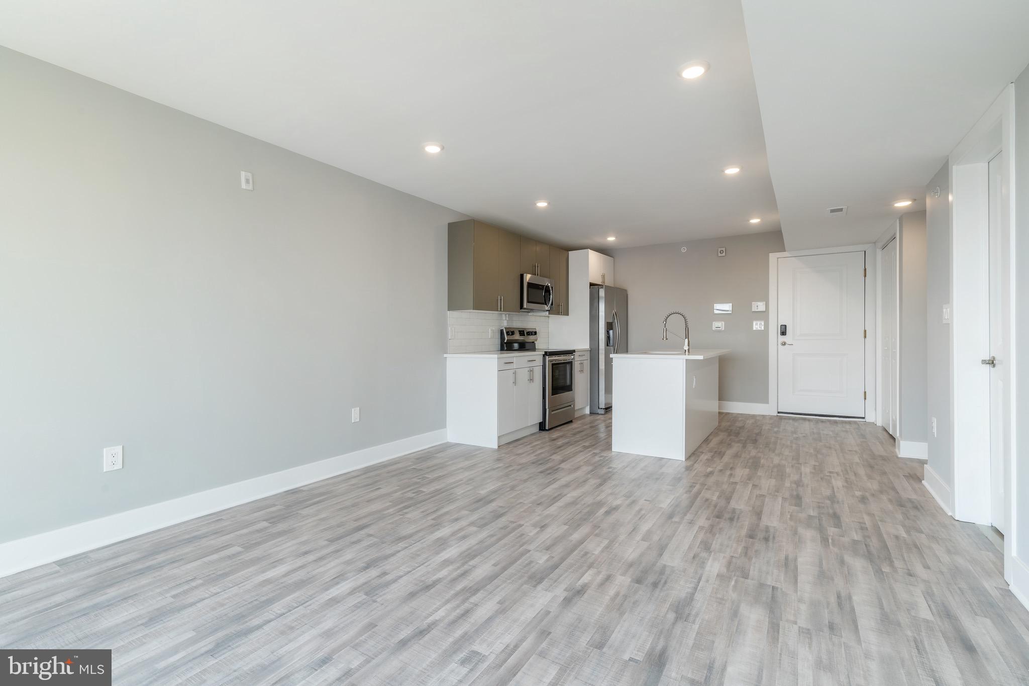 2500 N MASCHER ST #13