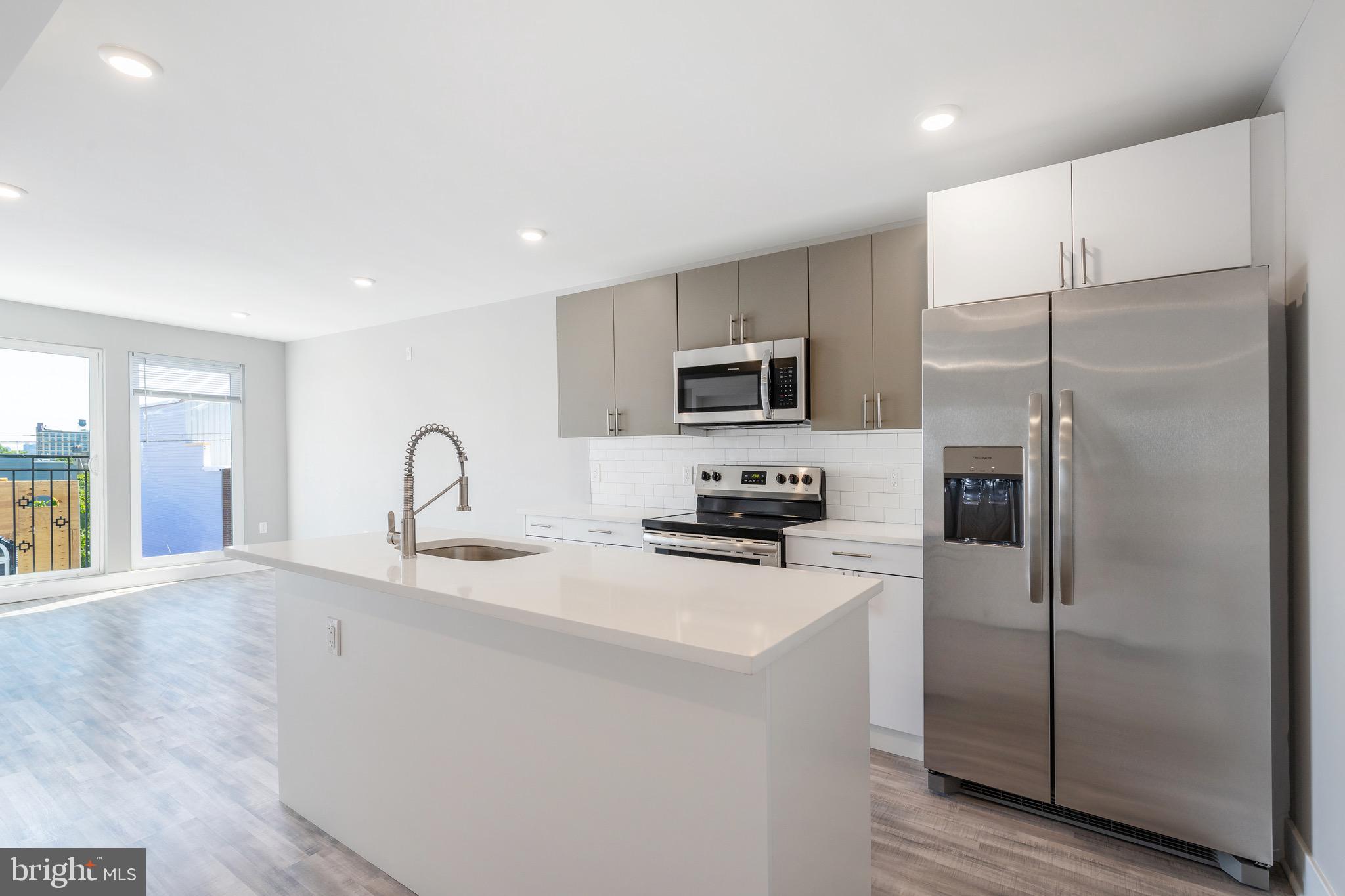 2500 N MASCHER ST #13