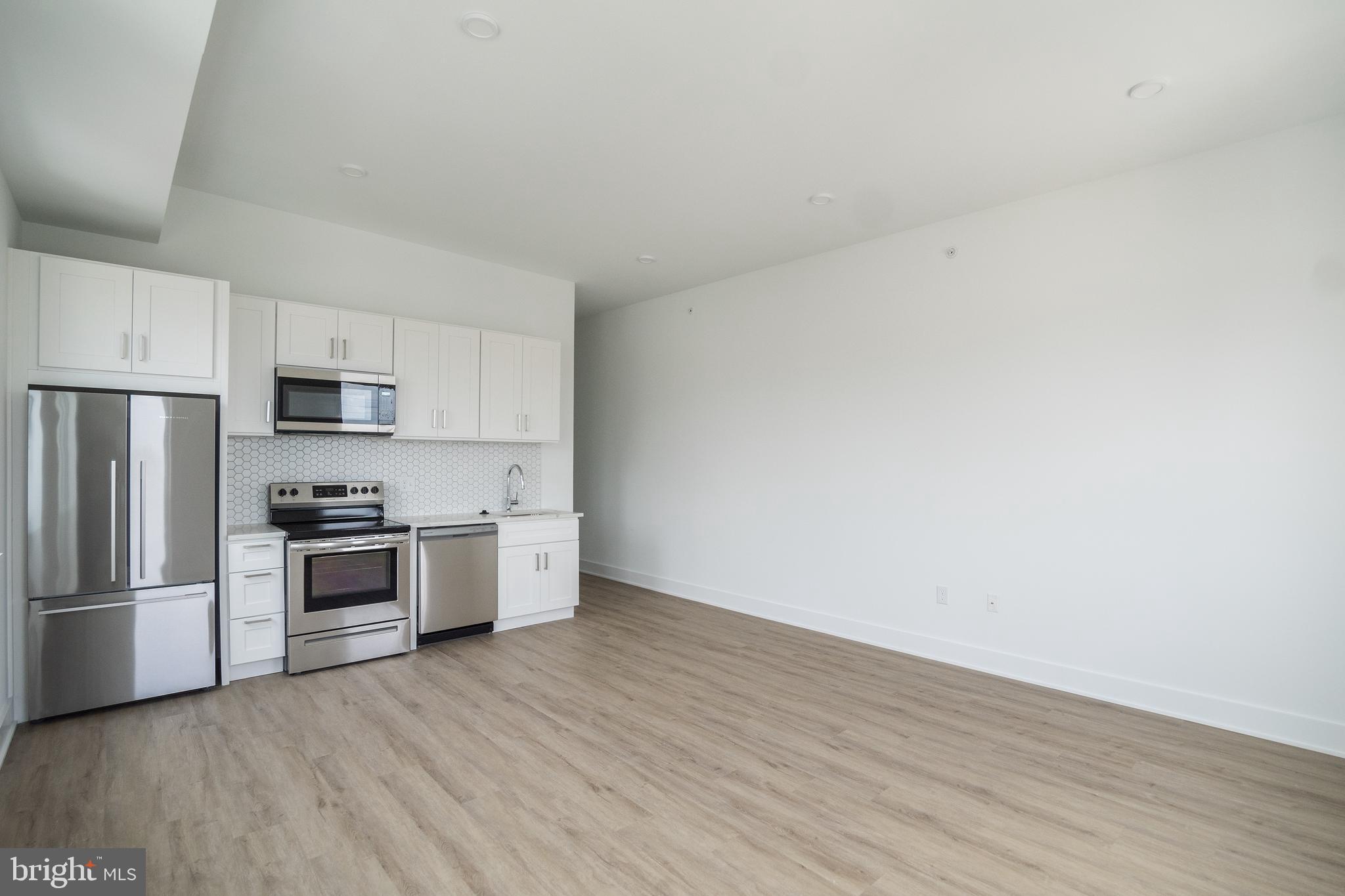 2235 WASHINGTON AVE #UNIT 203