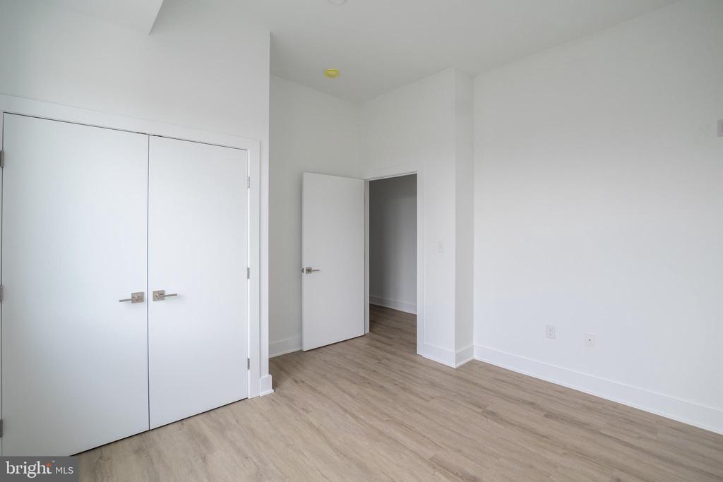 2235 WASHINGTON AVE #UNIT 203
