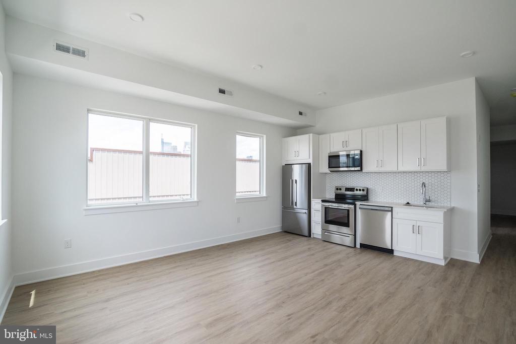 2235 WASHINGTON AVE #UNIT 203