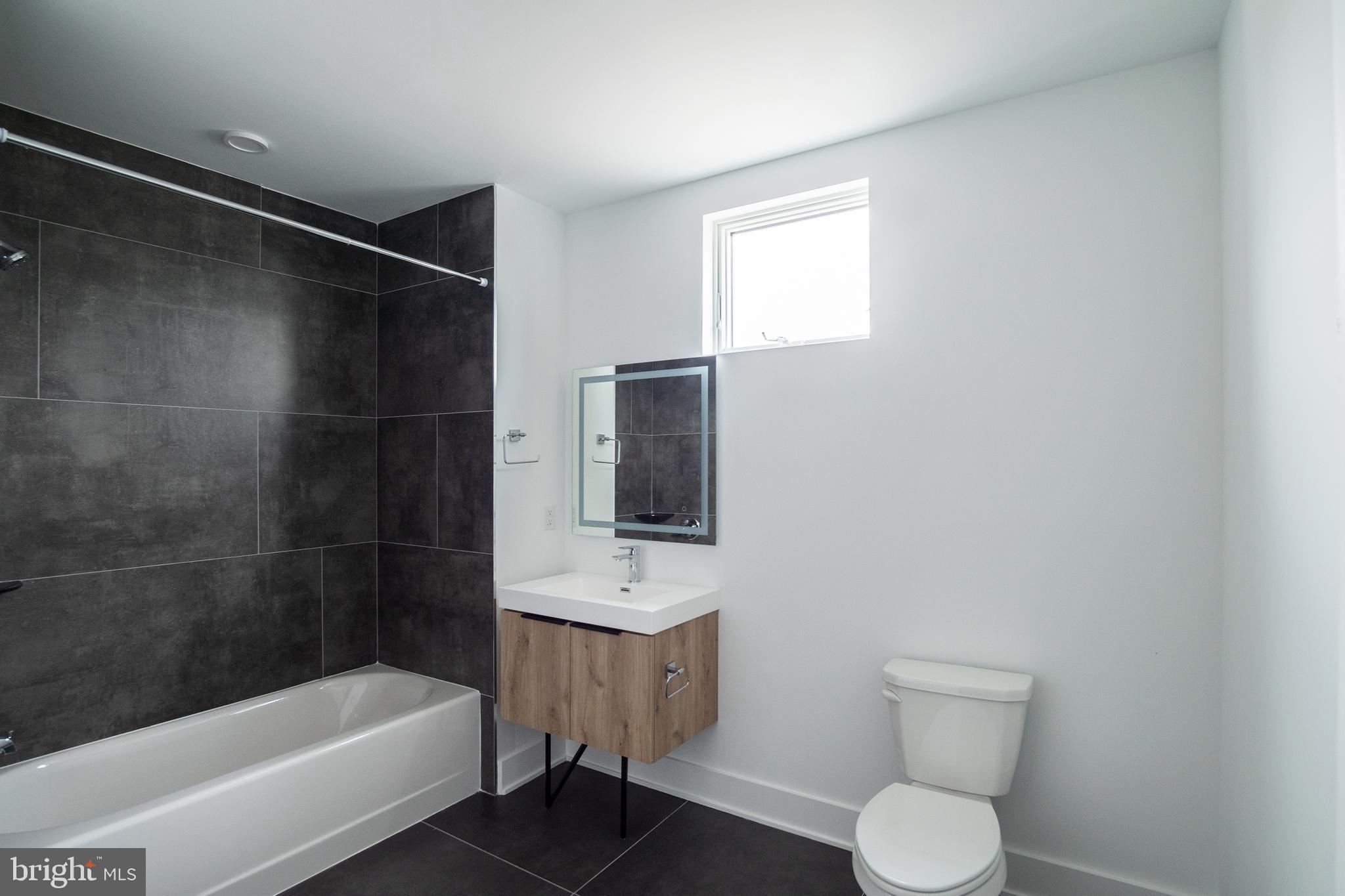 2235 WASHINGTON AVE #UNIT 203