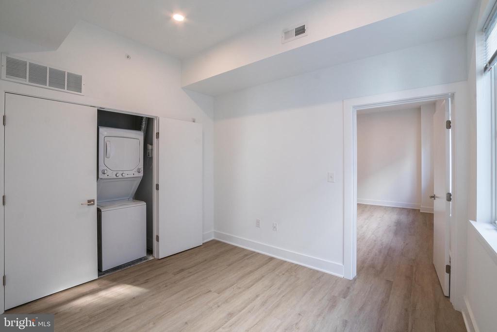 2235 WASHINGTON AVE #UNIT 208