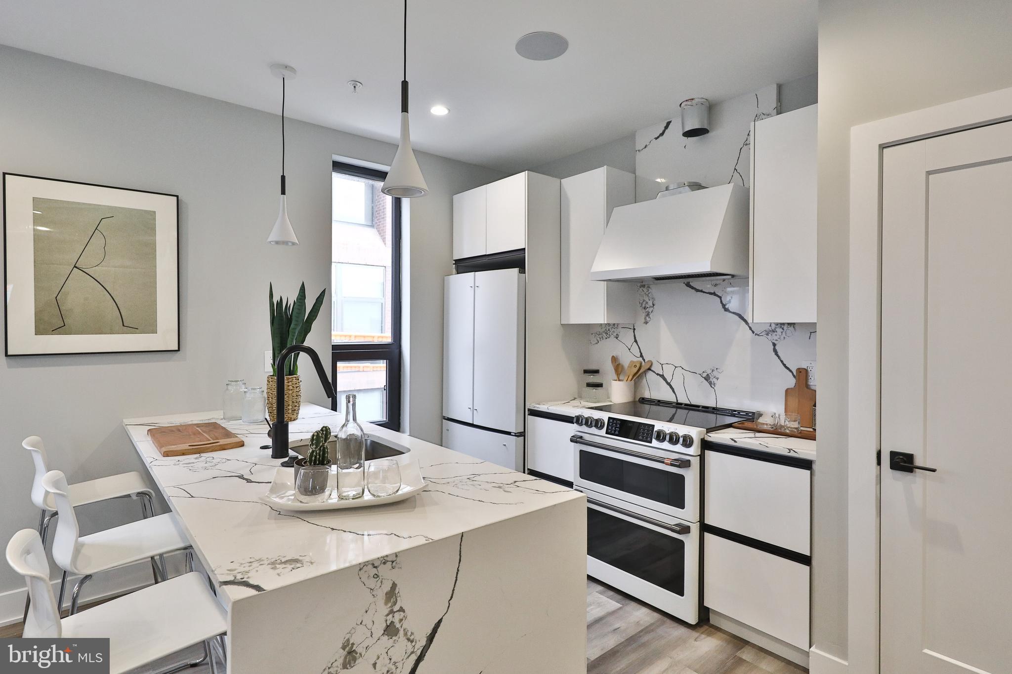 1612 CAMBRIDGE ST #UNIT 301